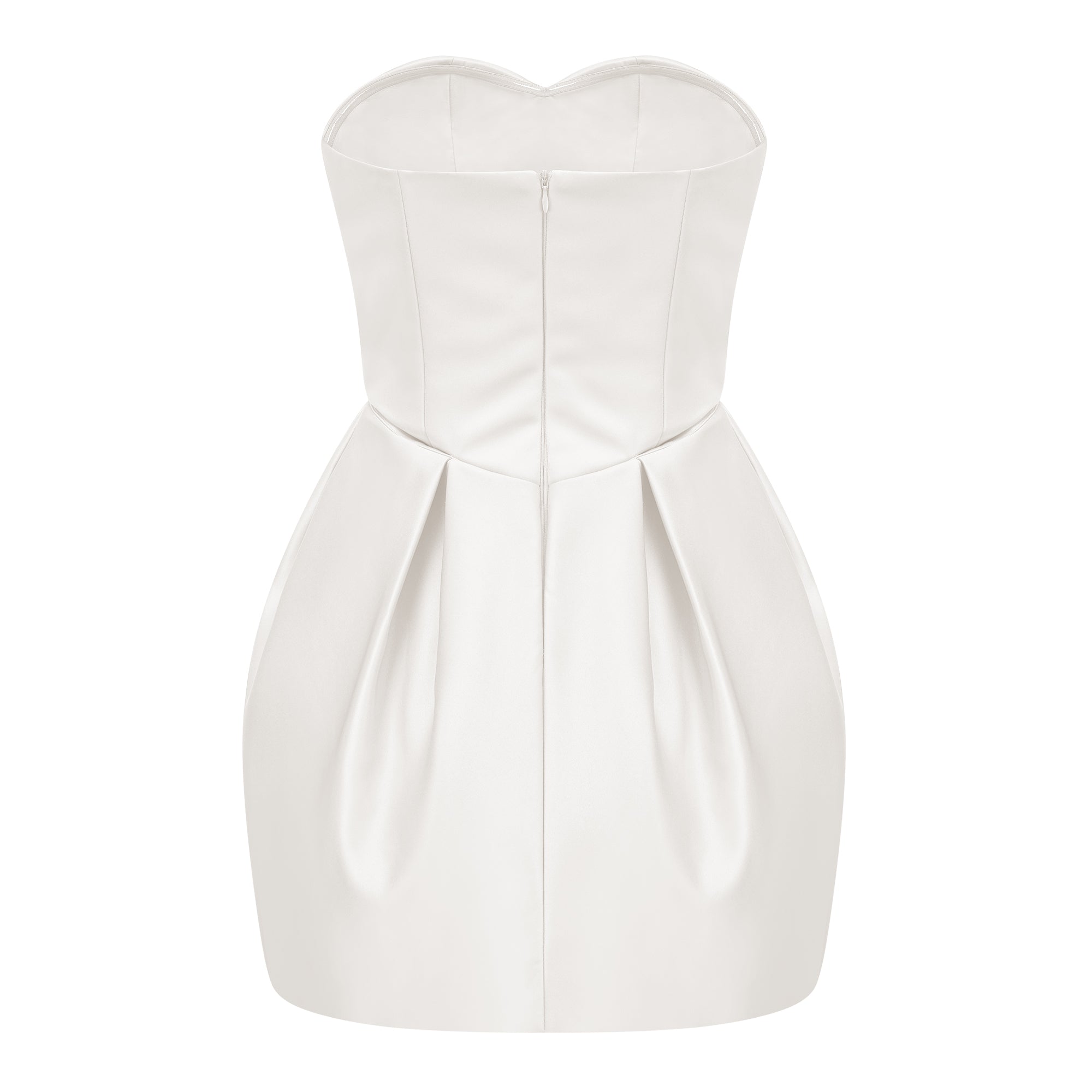 فستان قصير مكشوف الكتفين بلون أبيض من Laure White