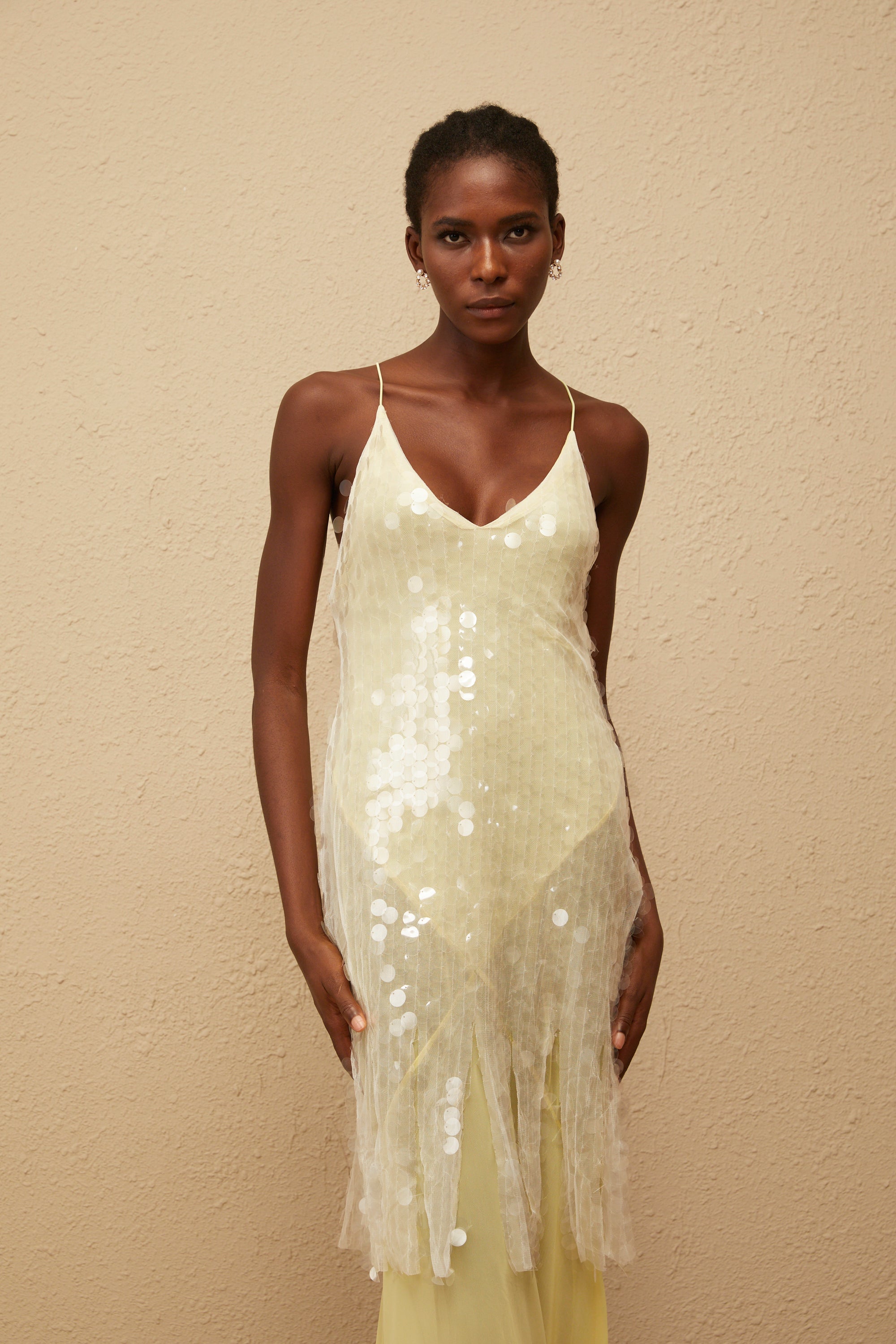 Robe longue en maille à paillettes jaunes Joyau