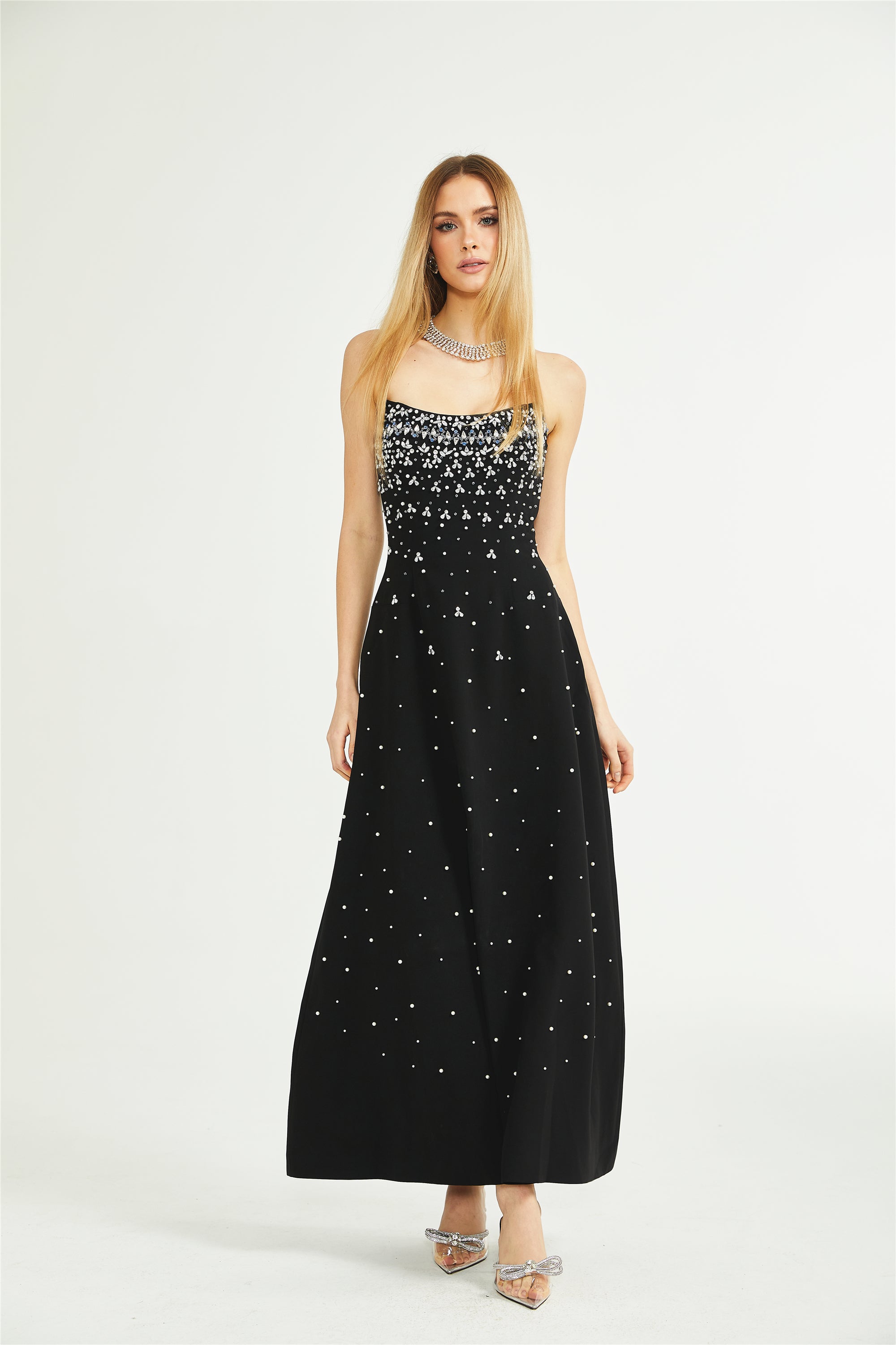 Robe longue noire ornée Melisande