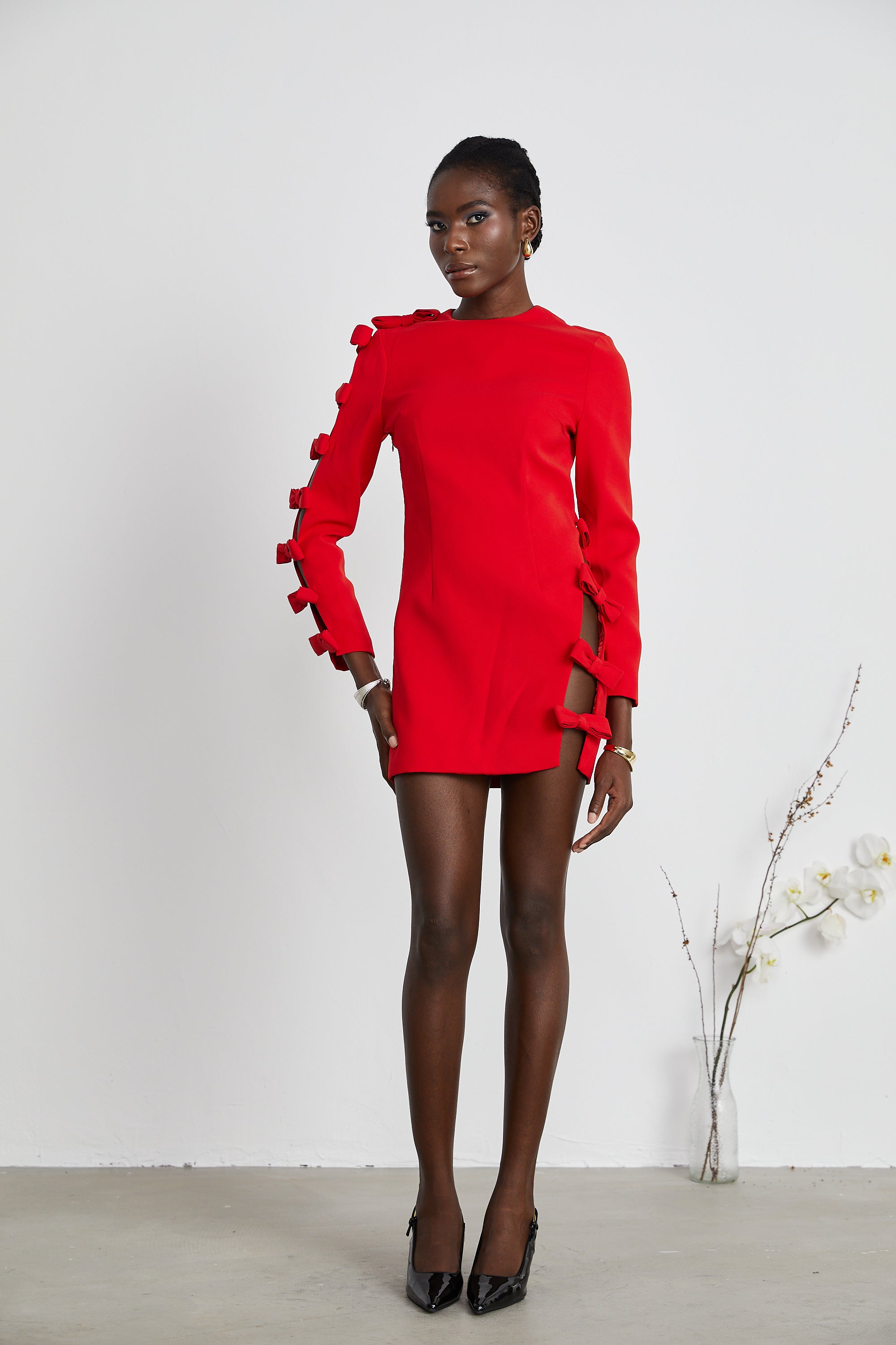 Robe à découpes et nœud Sasha (Vente définitive - États-Unis uniquement)