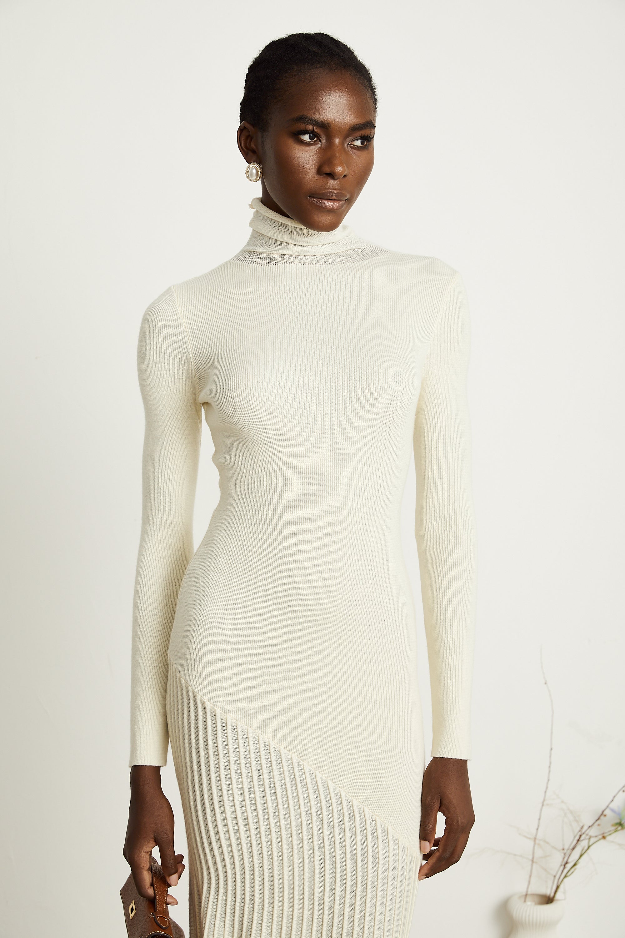 Émeline white knitted pleated midi dress (Final Sale)