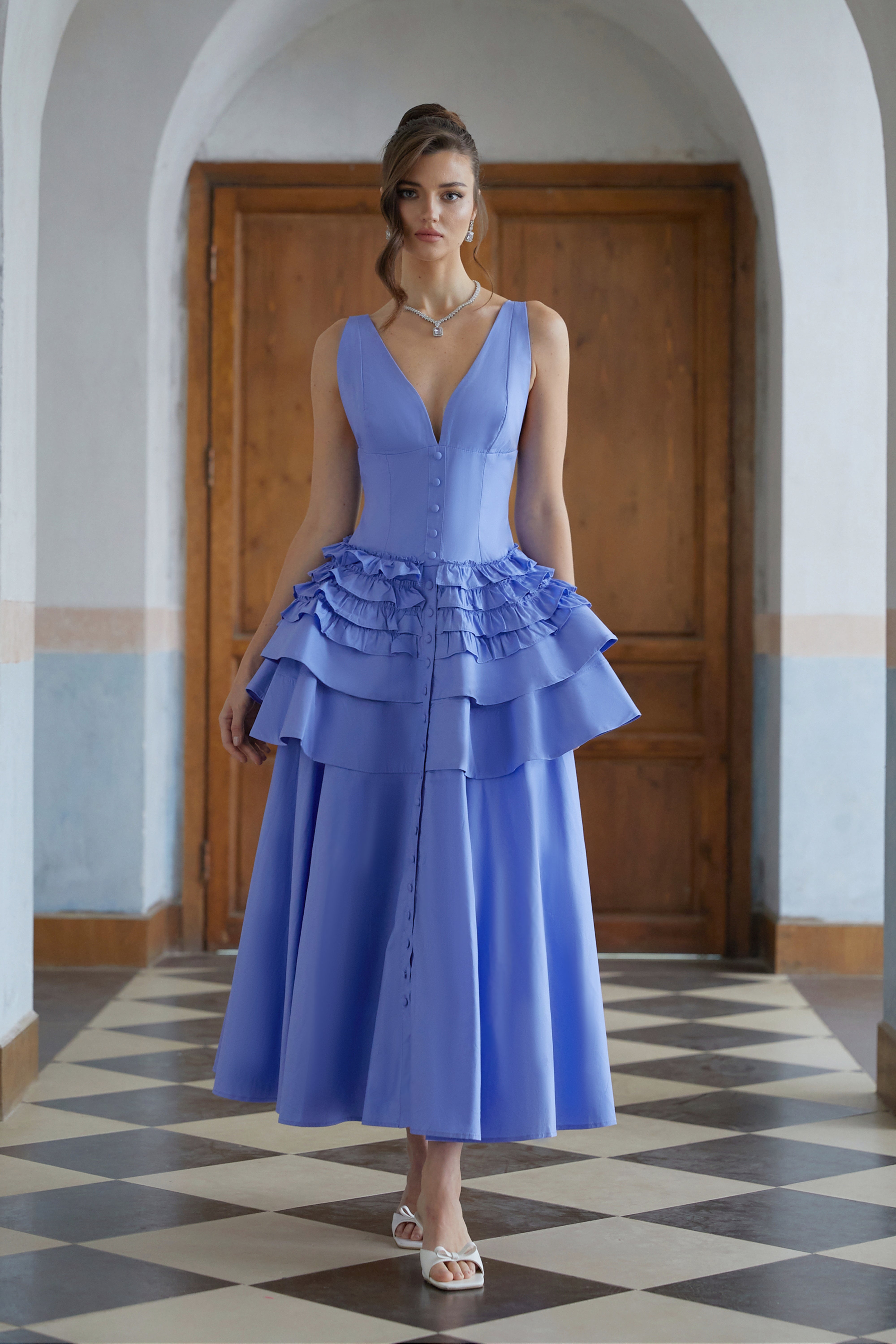 Robe midi à volants et à volants superposés Embla Blue