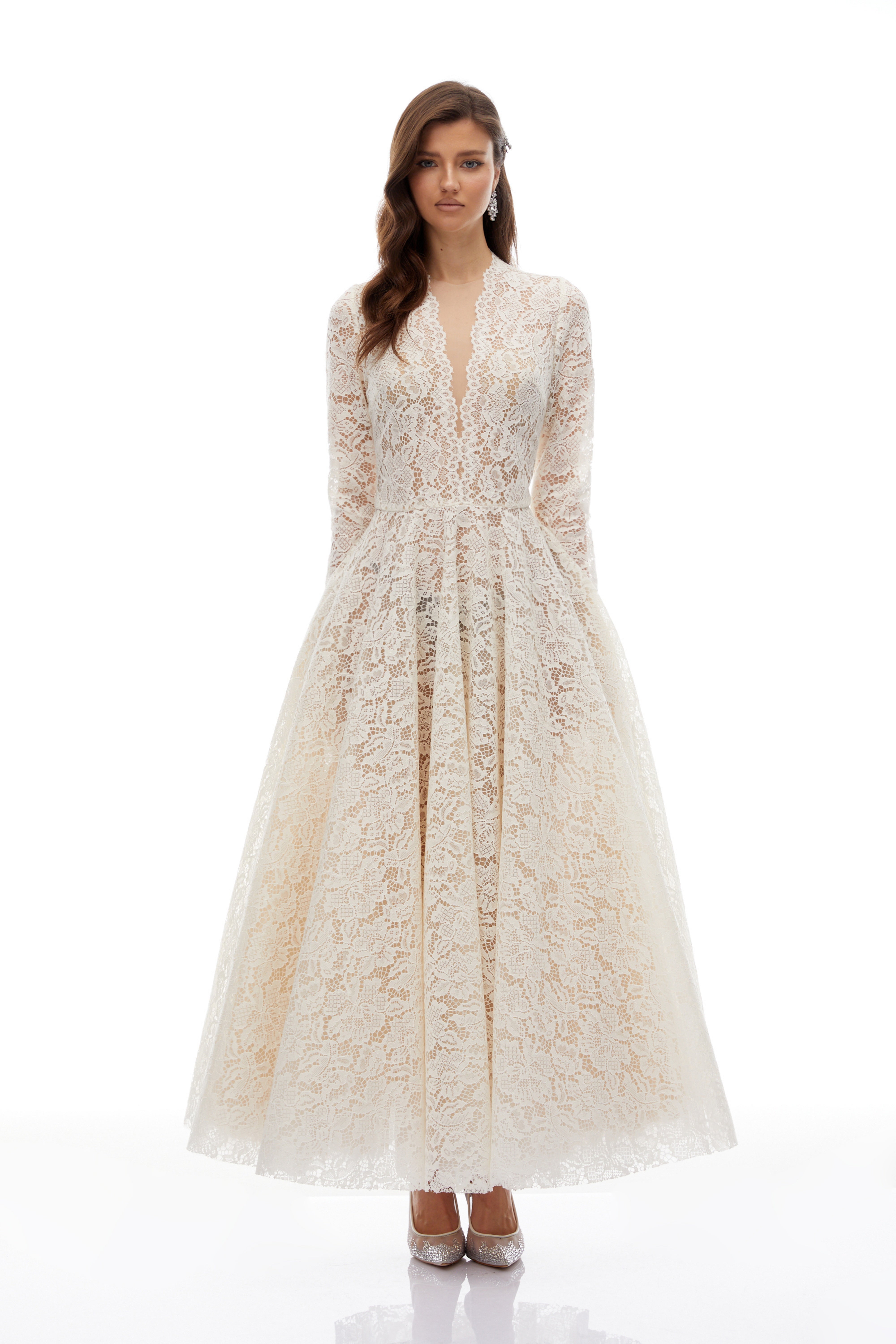 Robe longue en dentelle ivoire Oliana
