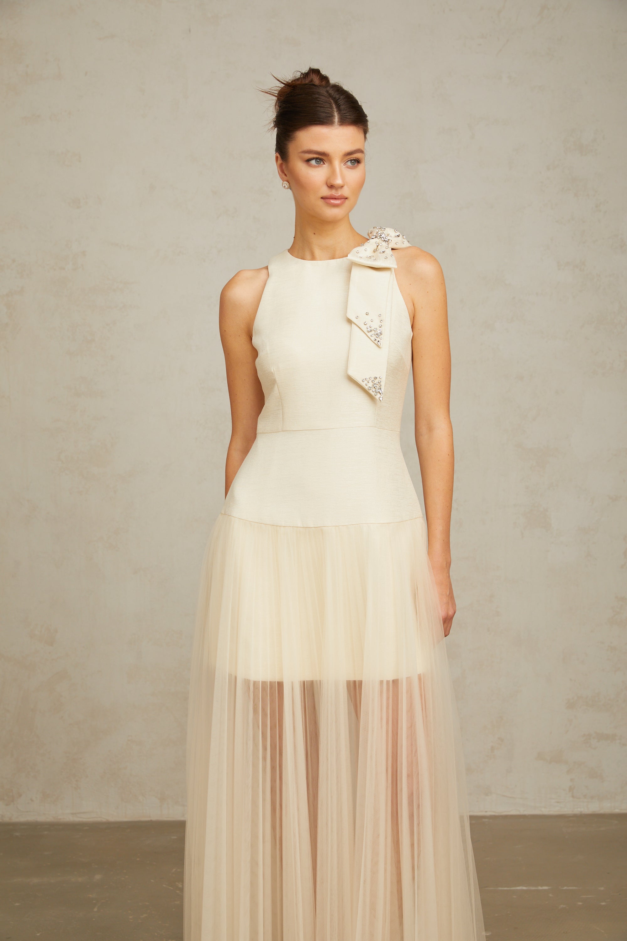 Robe midi Thérèse à nœud papillon et empiècements en tulle, couleur blanche (Vente définitive - États-Unis uniquement)