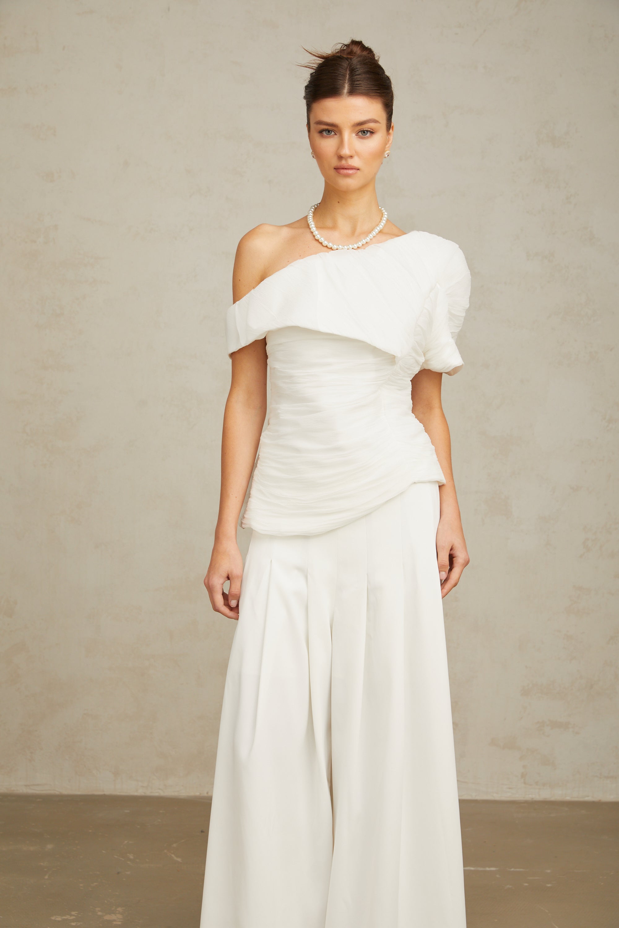 Ensemble coordonné chemisier et pantalon plissé Adèle, blanc