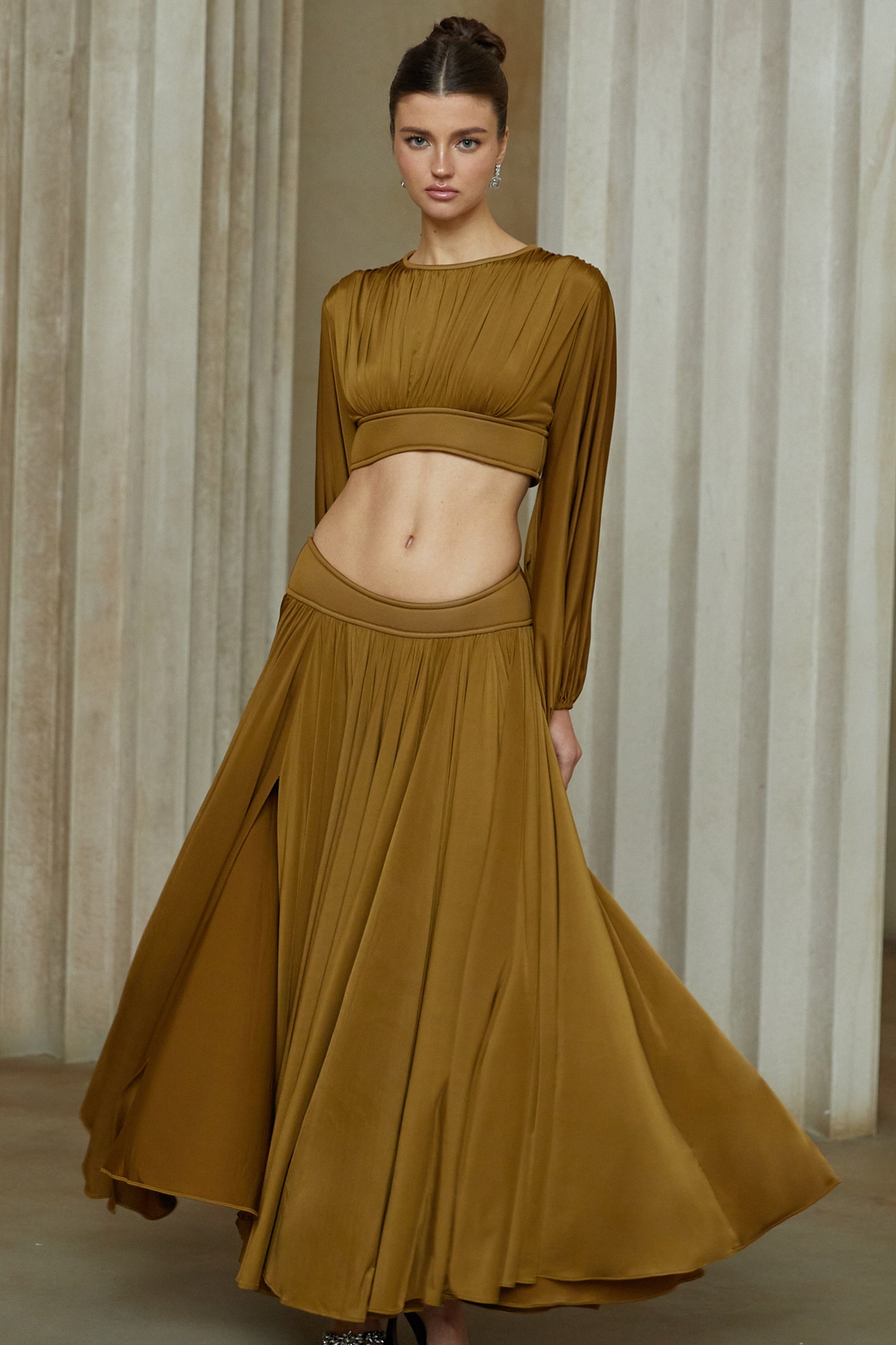Daphné Green Fully Pleated Two-Piece Blouse and Skirt Set