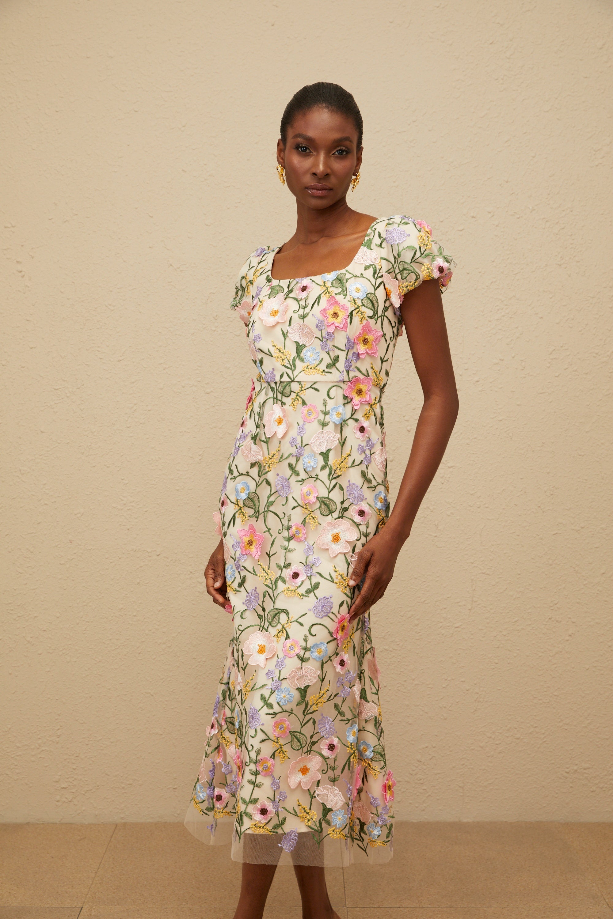 Enjouée Neutral Floral Embroidered Midi Dress