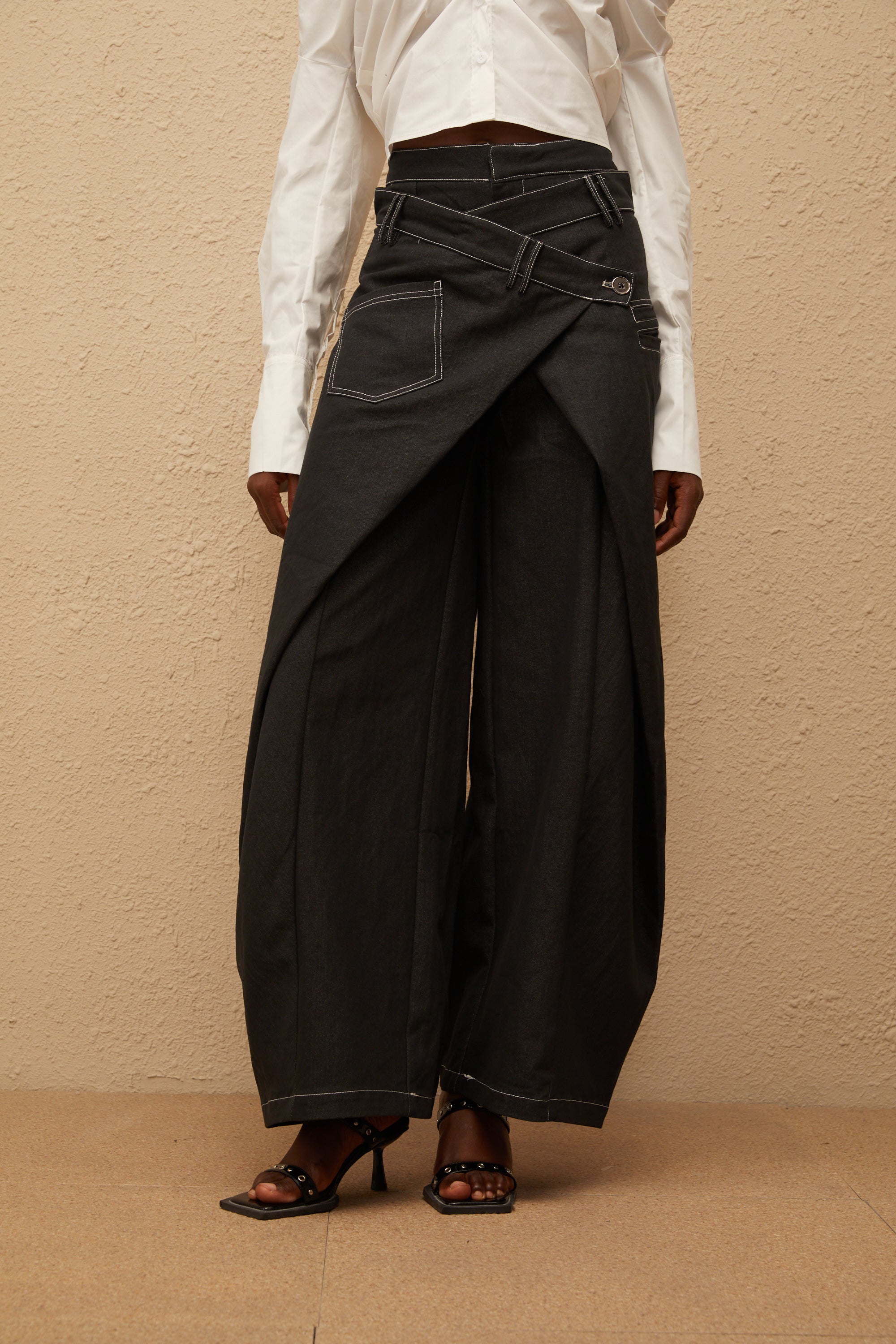 Emma Black Deconstructed Baggy Jeans (Final Sale)