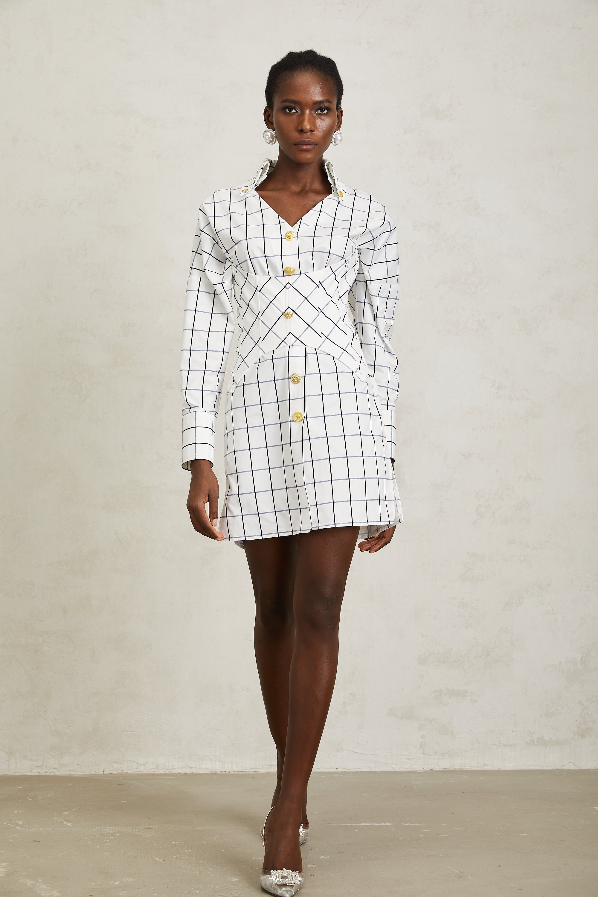 فستان قصير من Quintina White Check Pettern (بيع نهائي - الولايات المتحدة فقط)