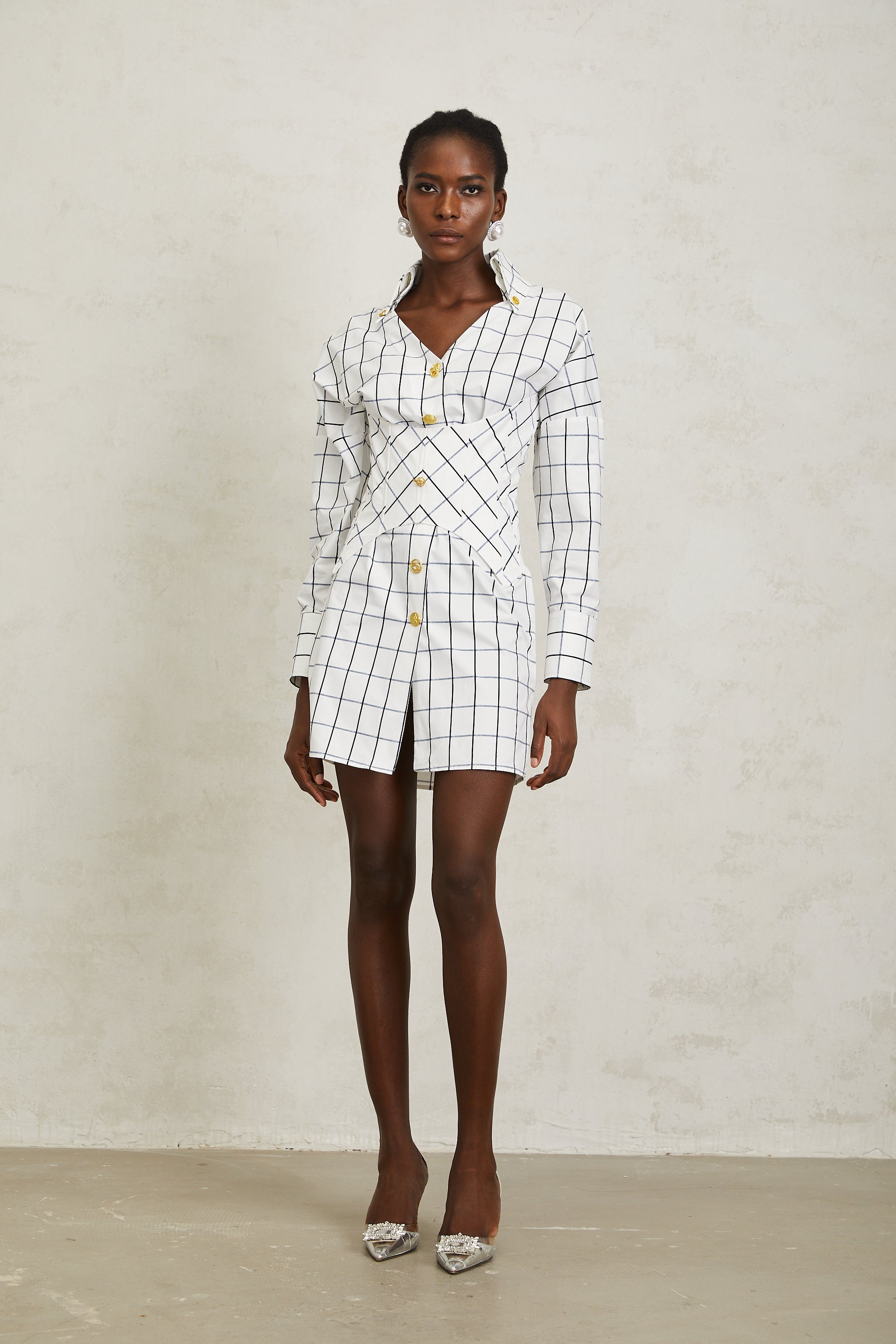 فستان قصير من Quintina White Check Pettern (بيع نهائي - الولايات المتحدة فقط)