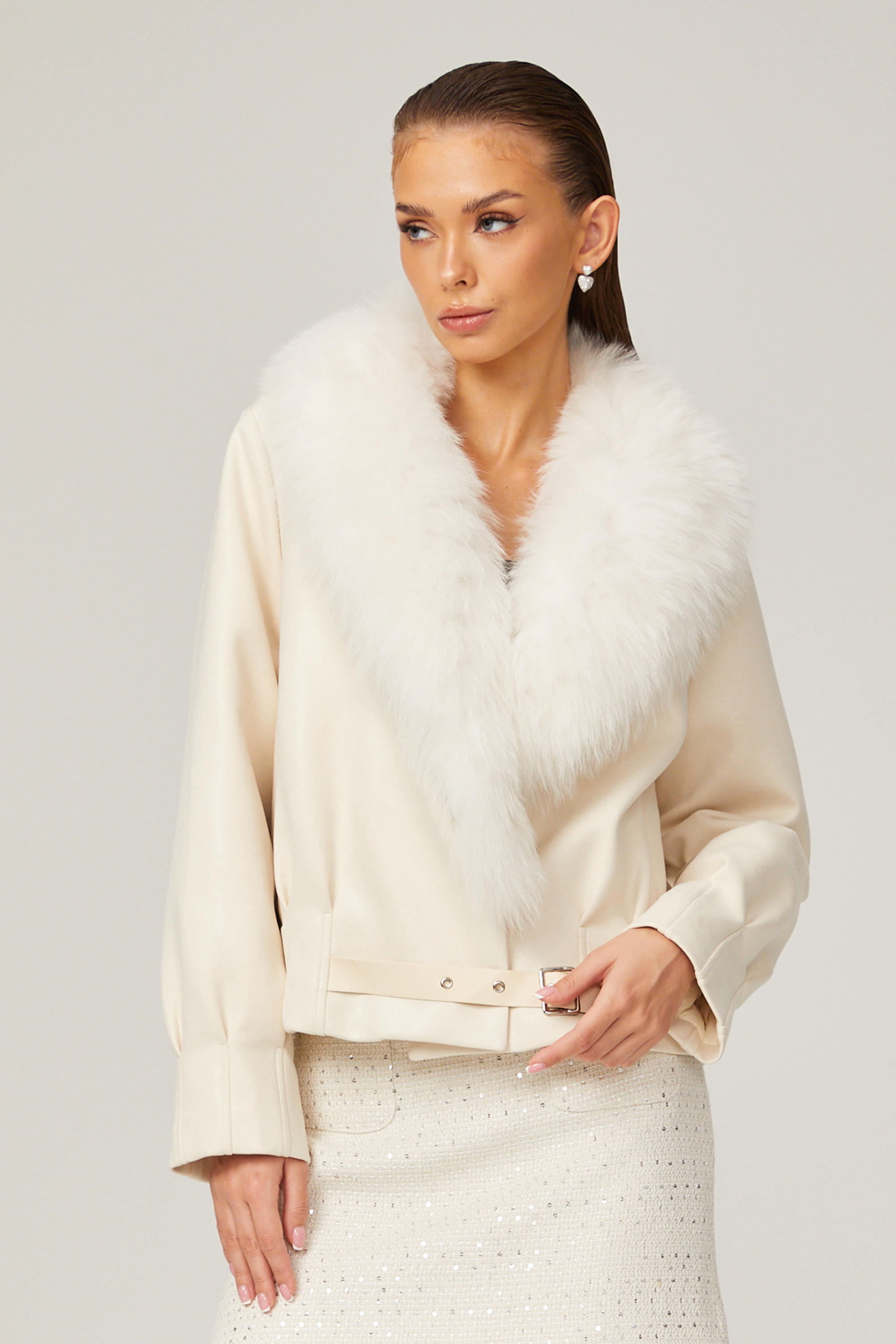 Veste en daim blanc et fourrure Évangéline (Vente définitive)