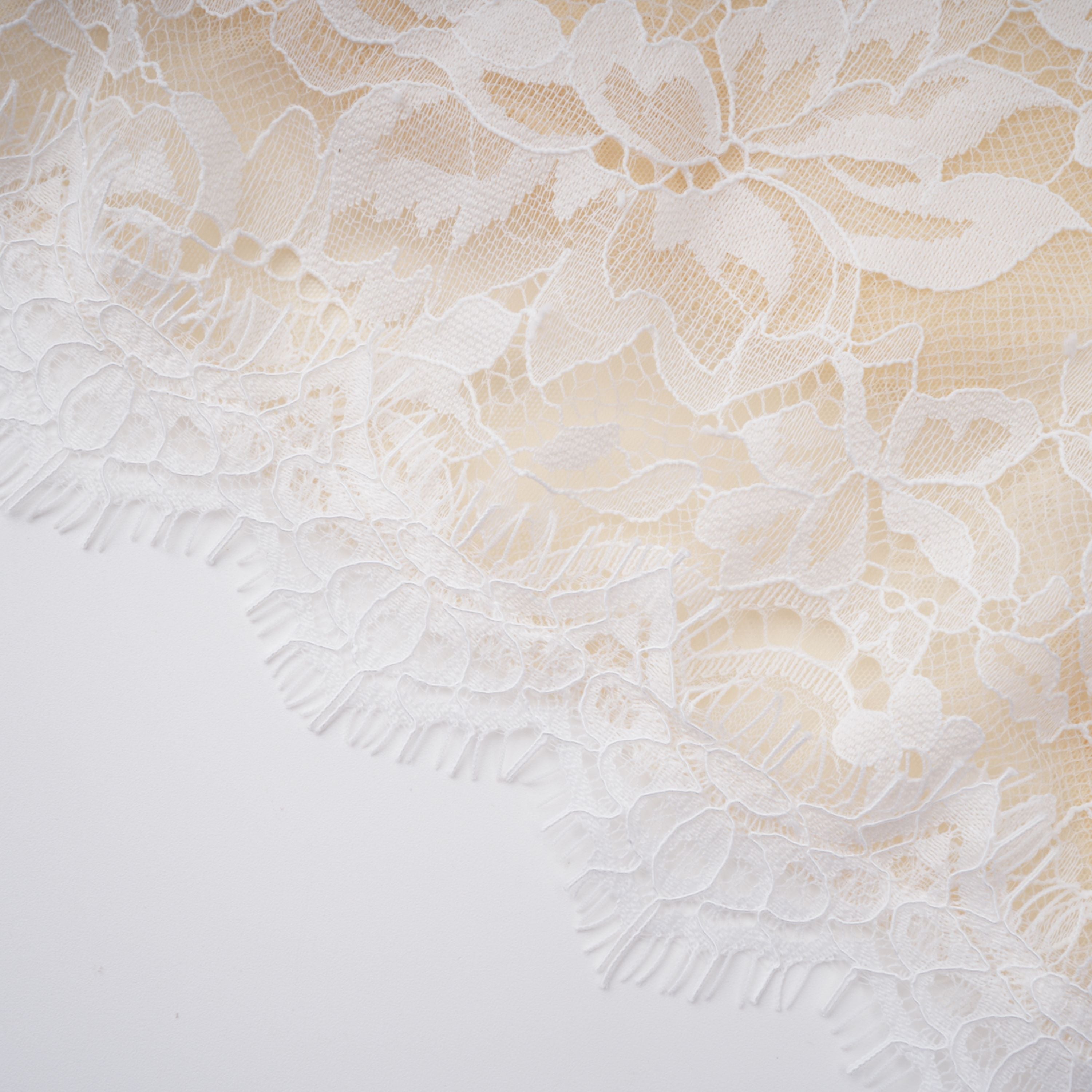Adèle White Puff Floral Blouse & Mermaid Skirt Set