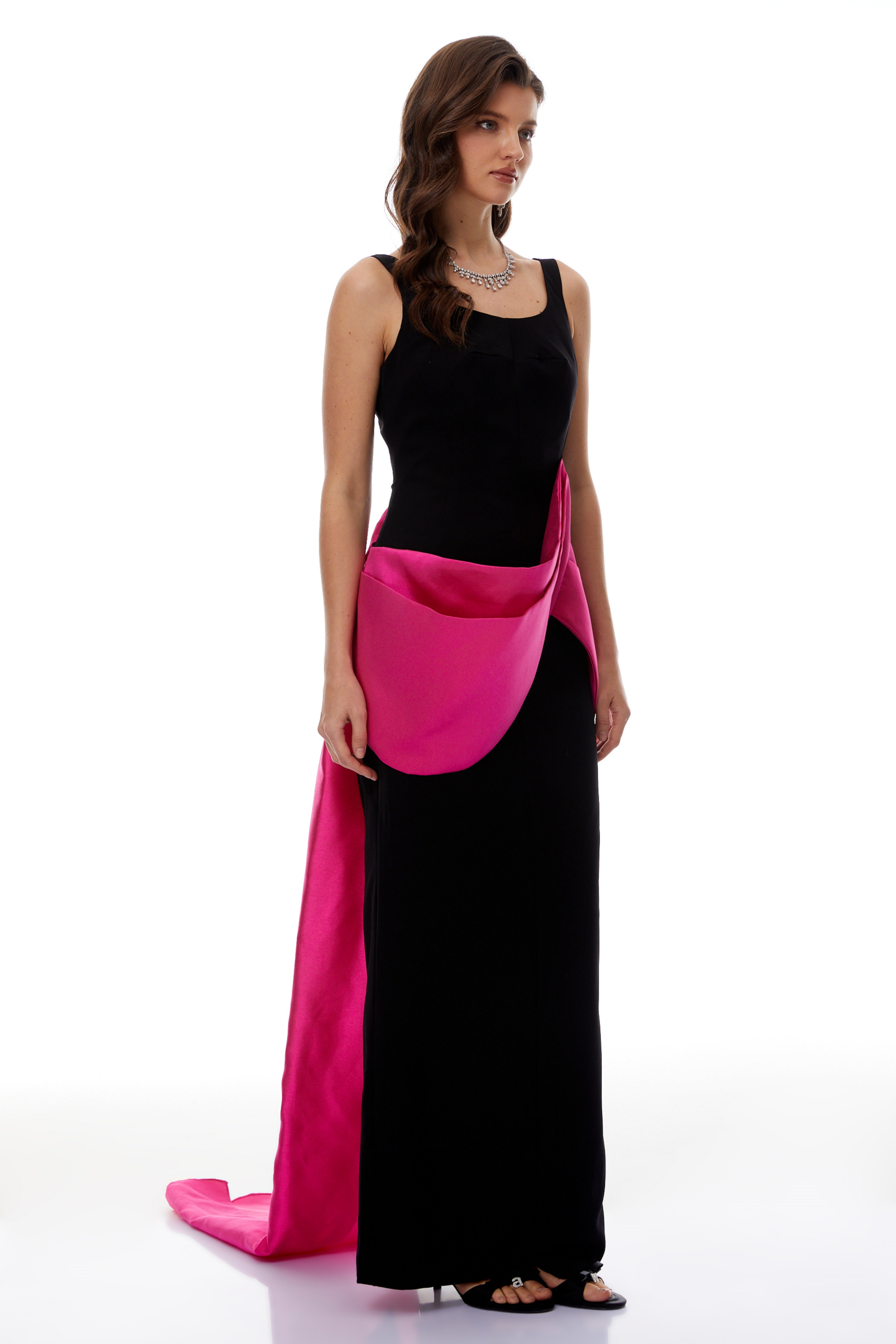 Robe longue à superpositions Aurora, coloris noir