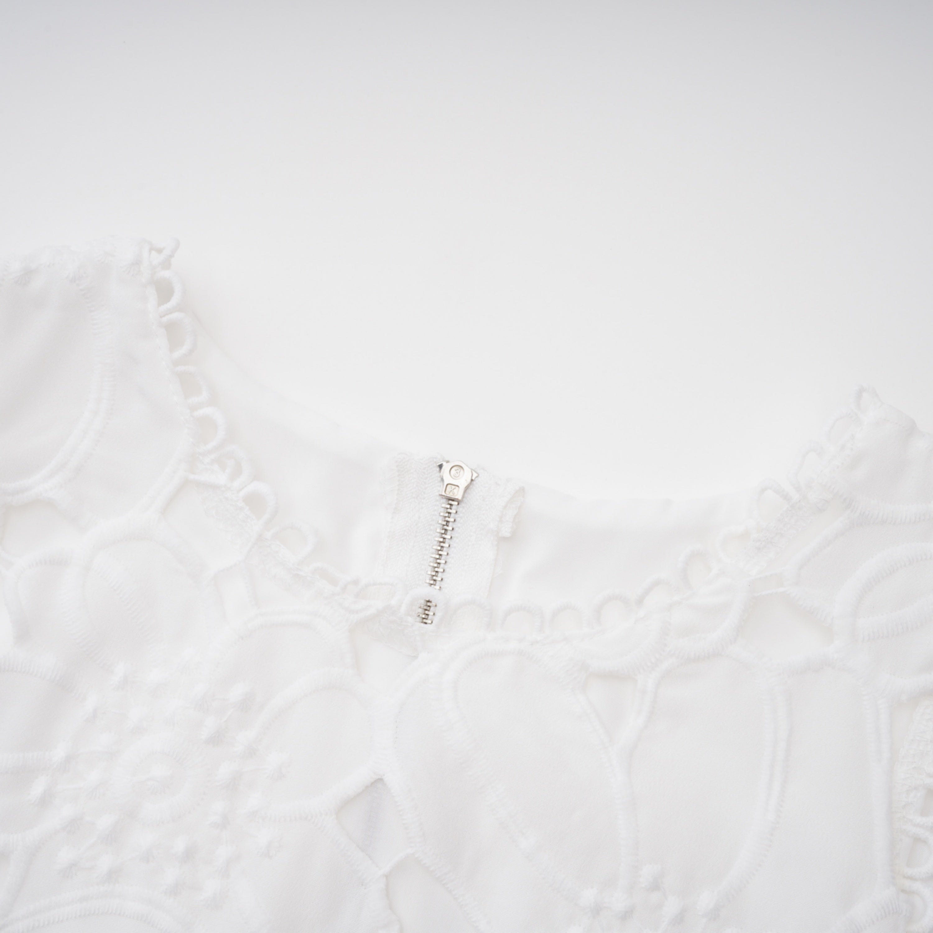 Bilun White Cut-Out Lace Top & Skirt Set