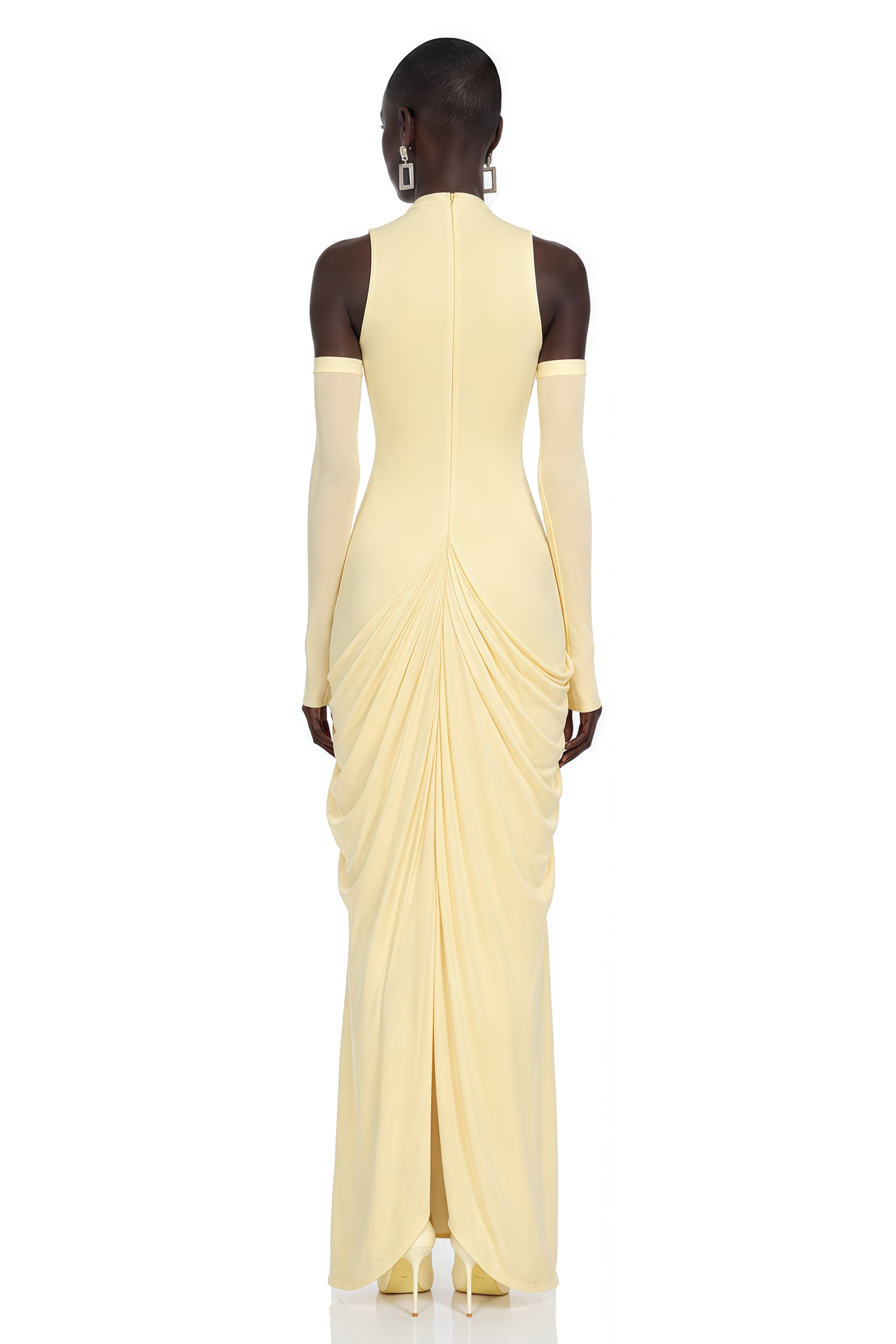 Robe longue drapée sans manches jaune Clemira