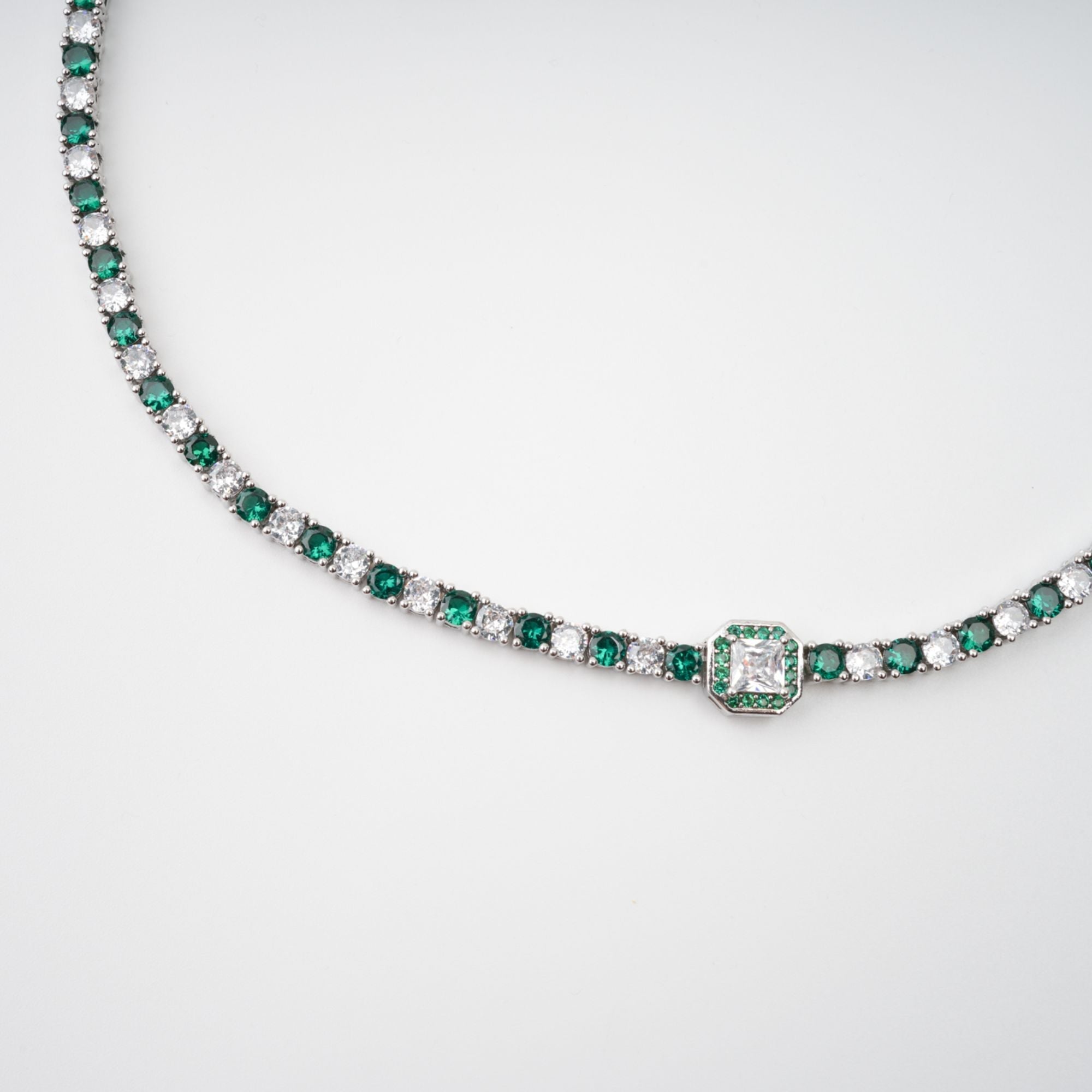 Héloïse Green Crystal Embellished Necklace (Final Sale)