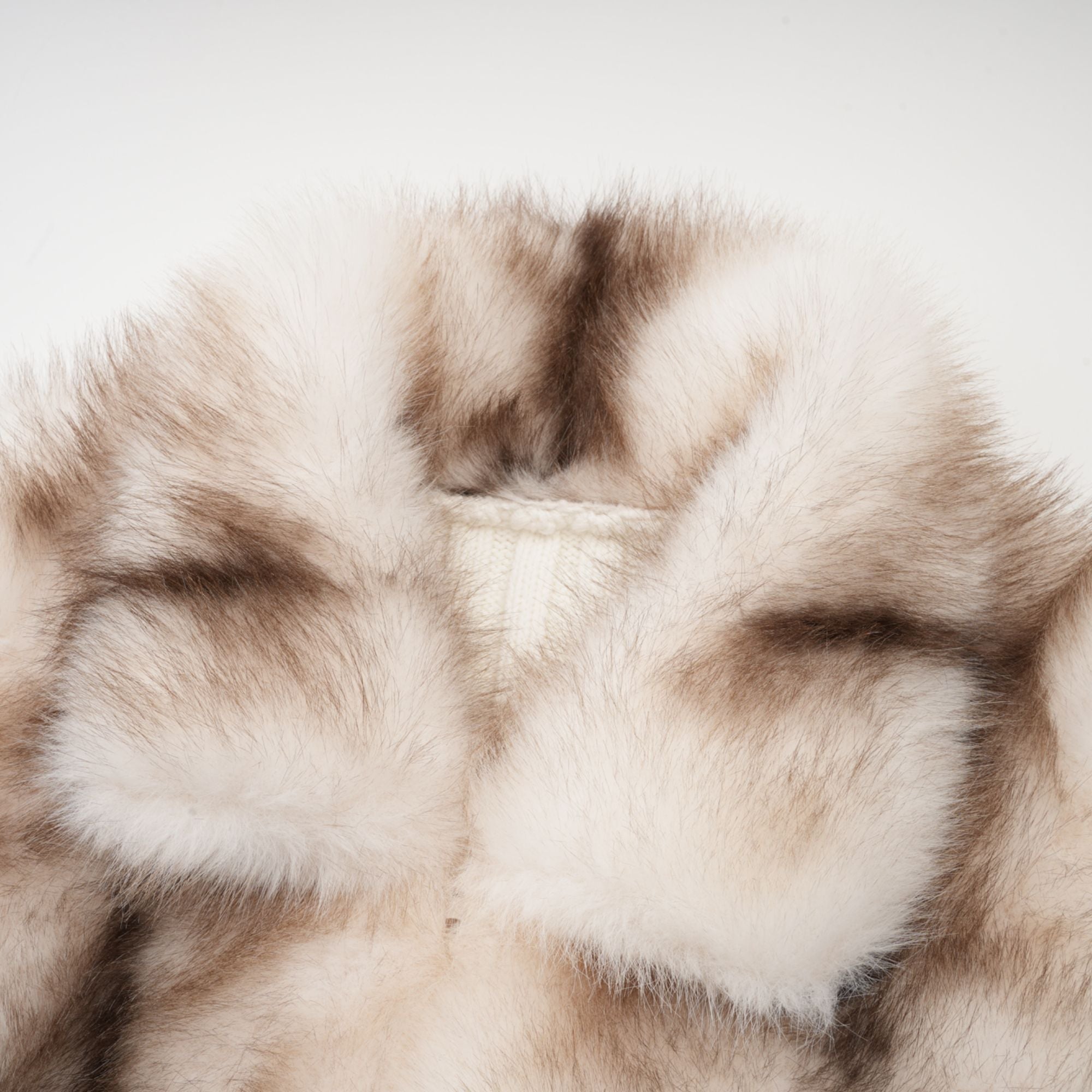 Veste en maille côtelée avec fausse fourrure Laetiecia (Vente définitive)