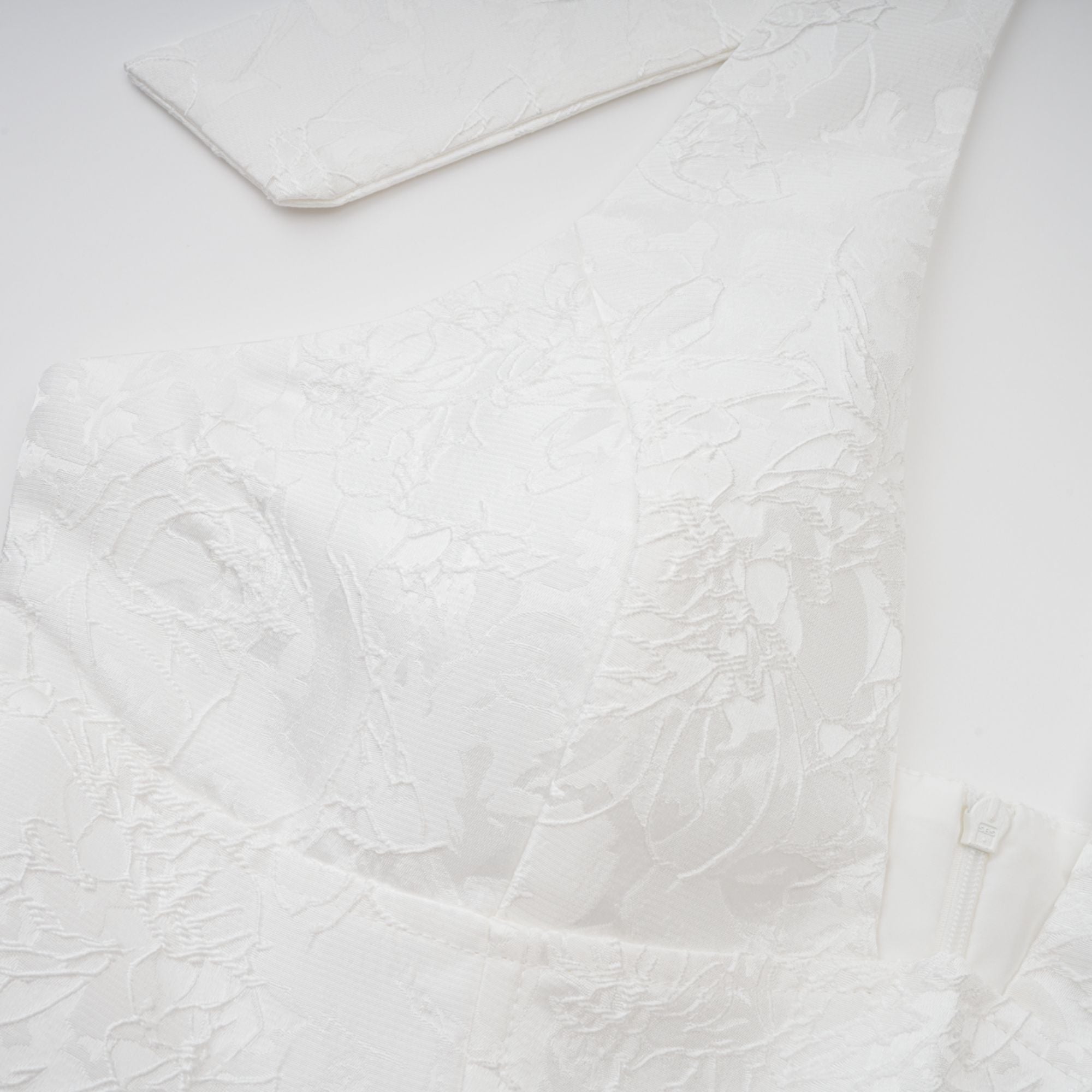 Robe mi-longue de soirée « Glamorous » de Céline White (Vente définitive – États-Unis uniquement)