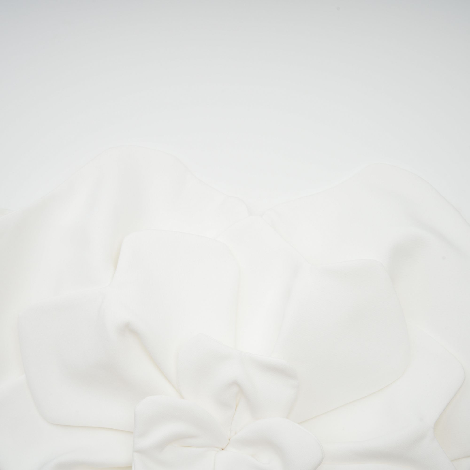 White 3D floral strapless corset top