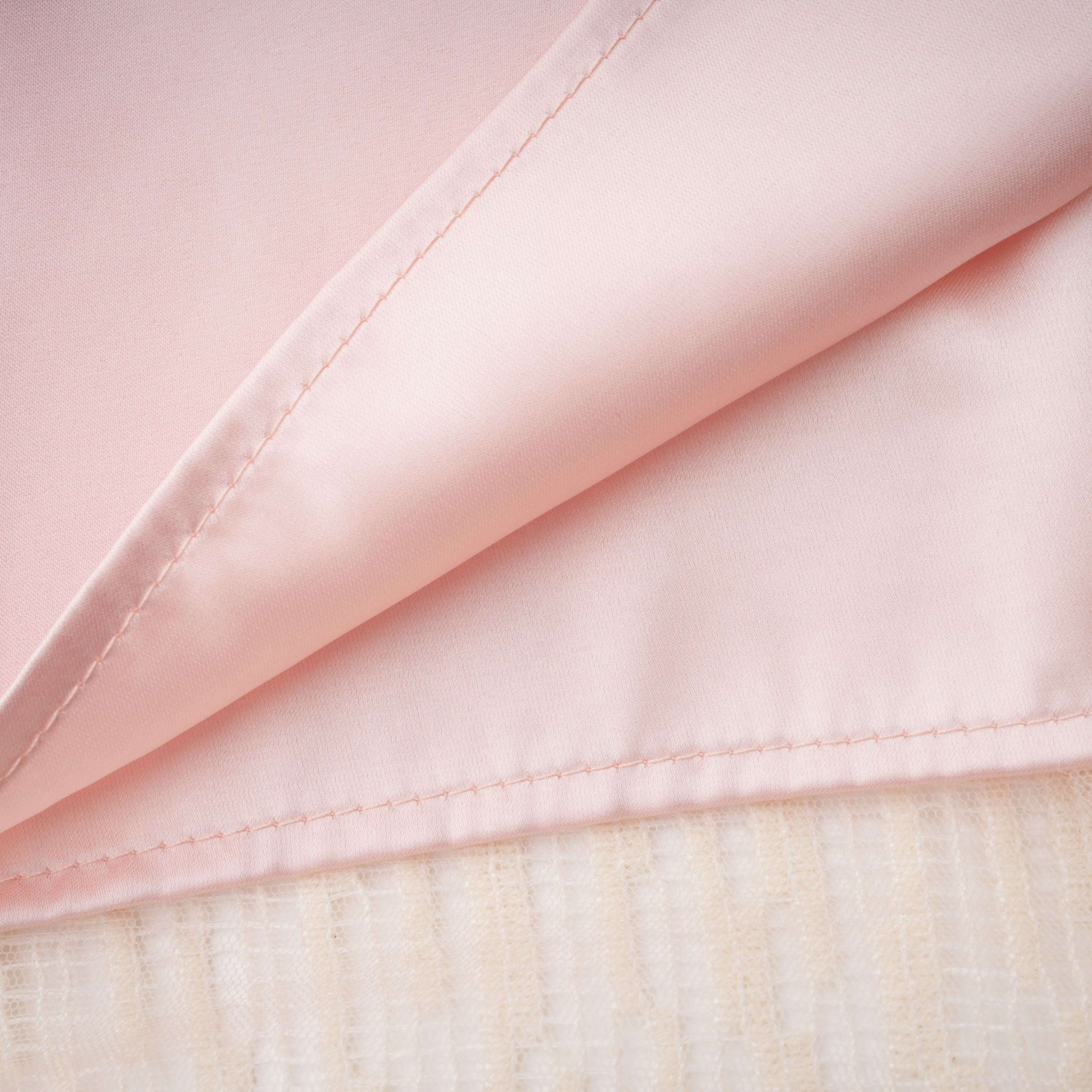 Robe mi-longue asymétrique texturée à fronces