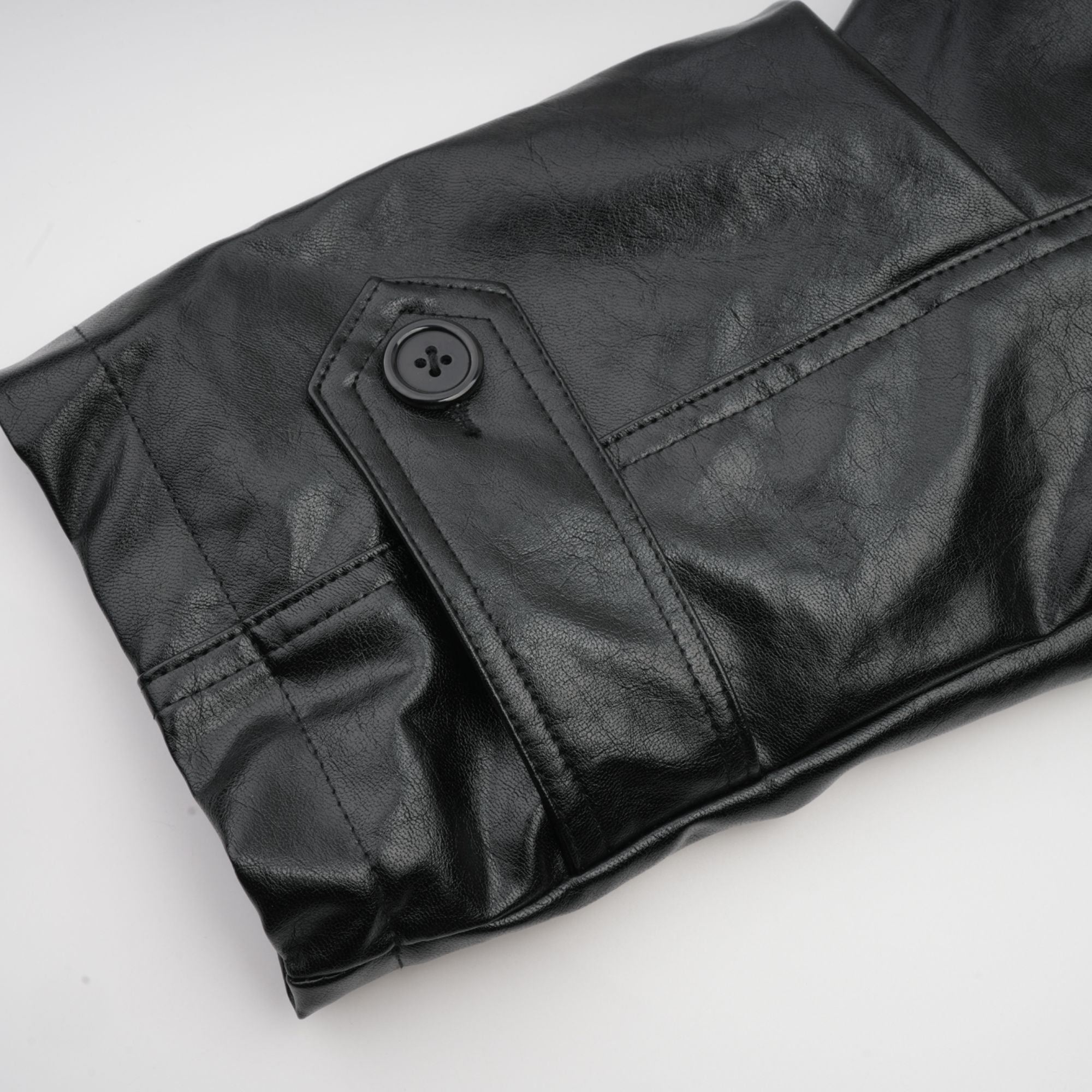 Veste courte en cuir matelassée Virginie (Vente définitive - États-Unis uniquement)