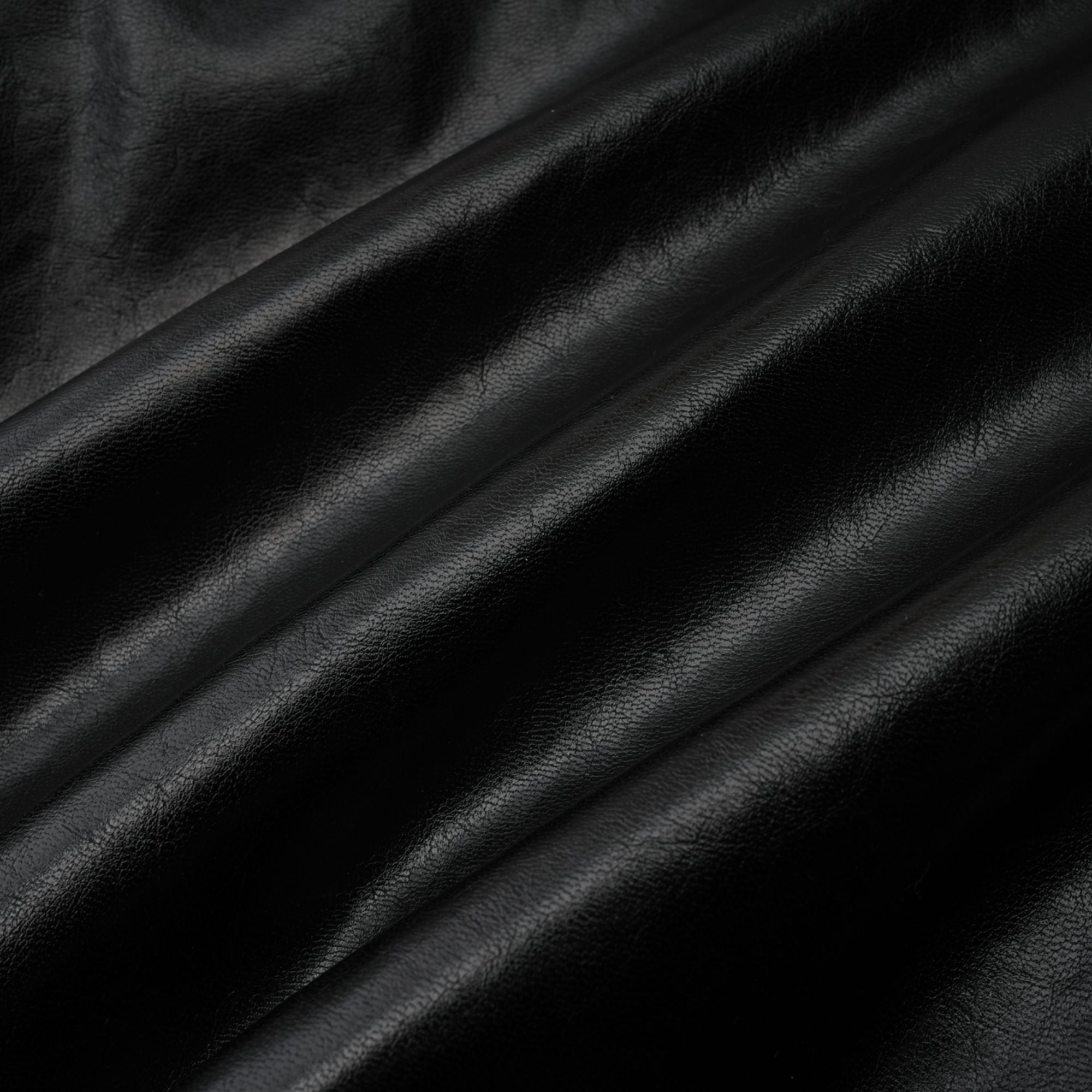 Veste courte en cuir matelassée Virginie (Vente définitive - États-Unis uniquement)
