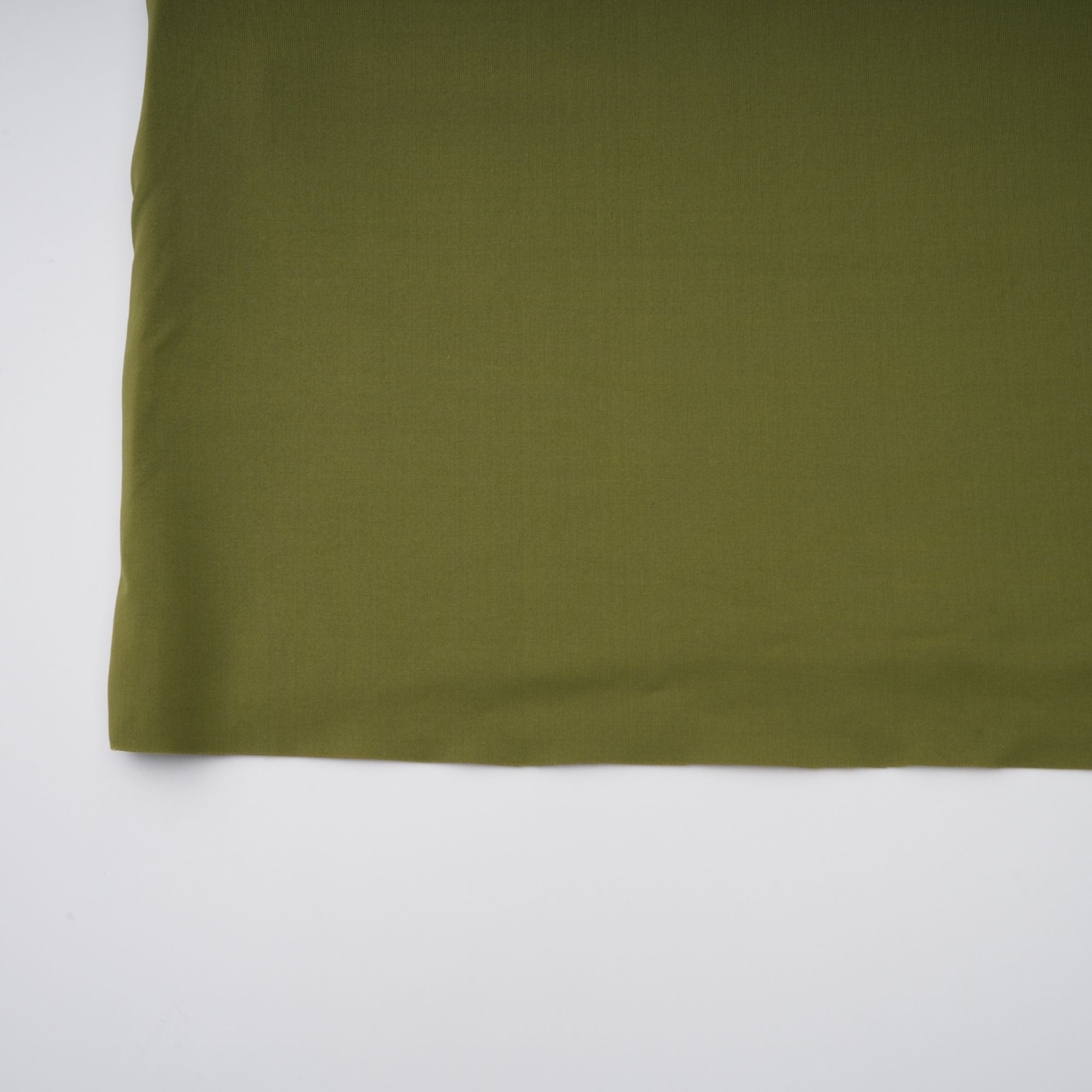 Robe drapée à fronces asymétriques