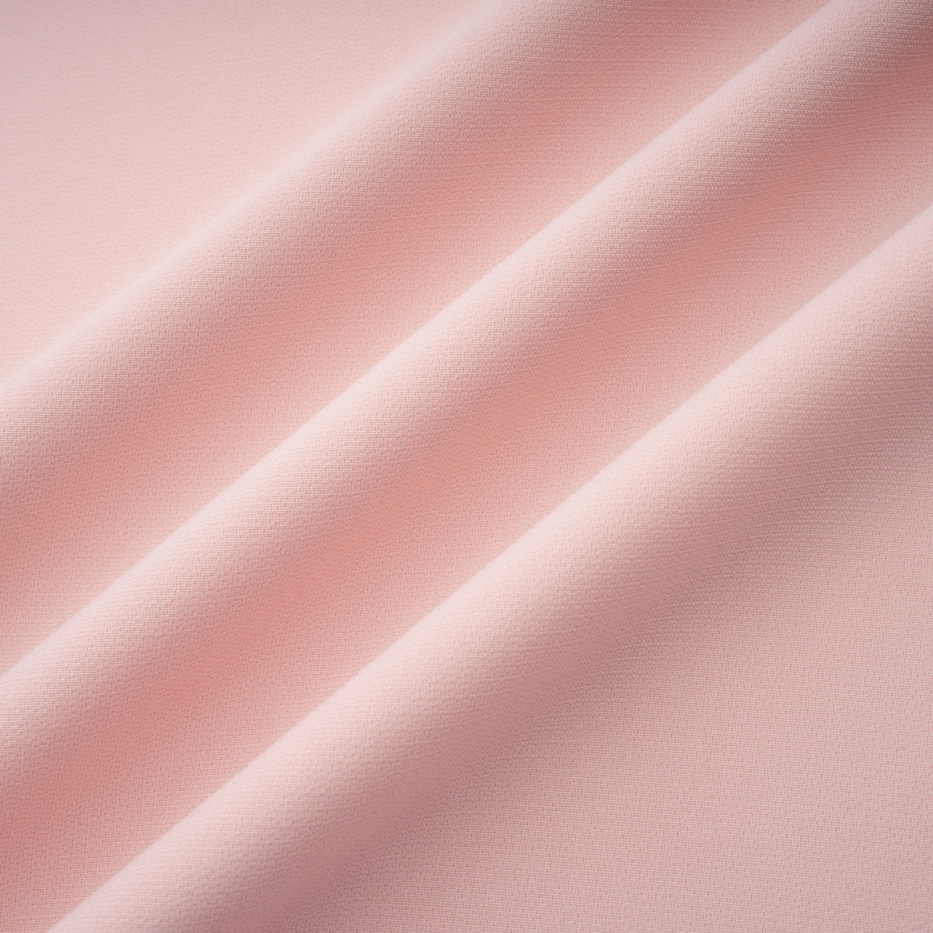 Robe de soirée rose ornée de cristaux