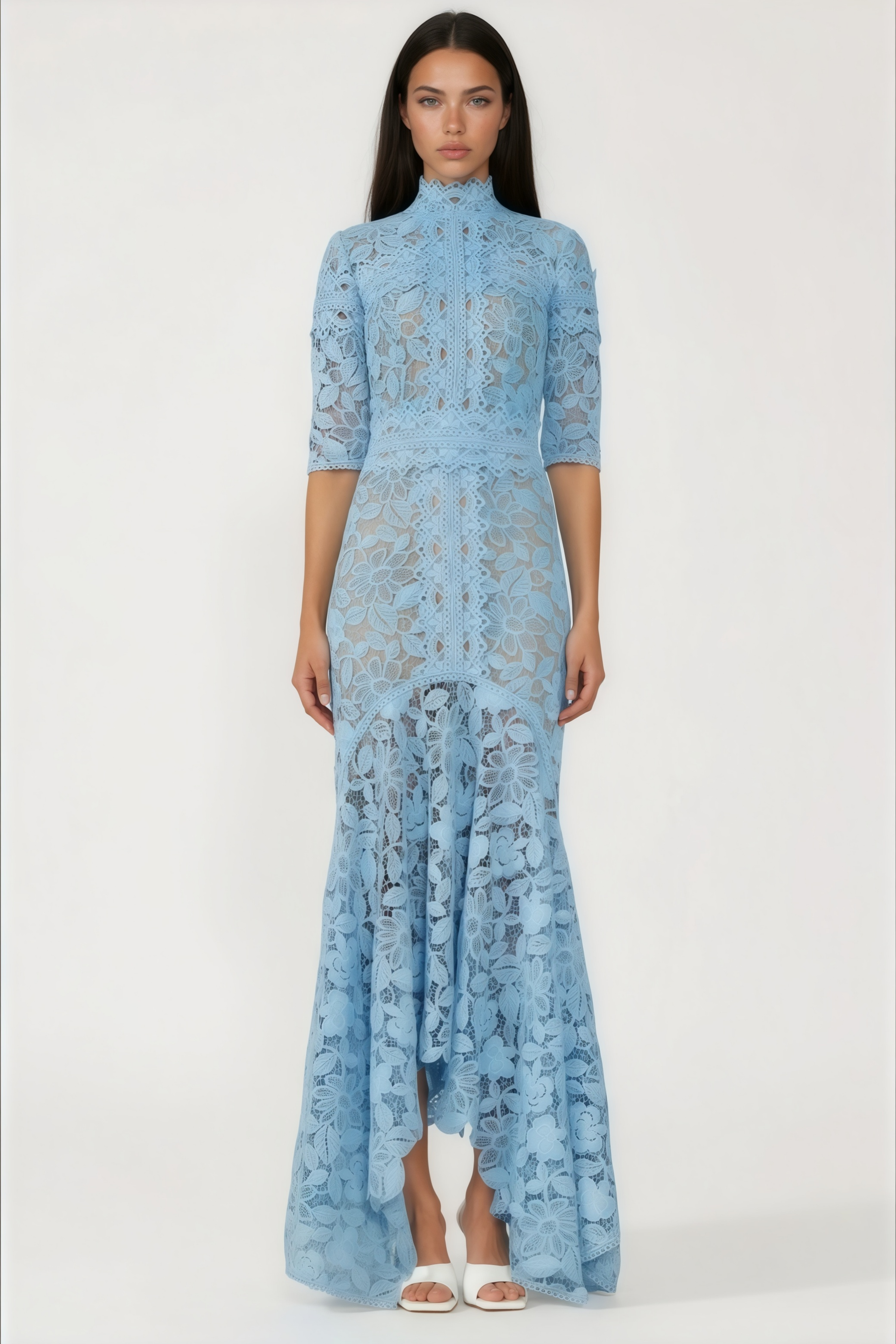 Robe longue sirène en dentelle à fleurs Daniela Blue (Vente définitive - États-Unis uniquement)