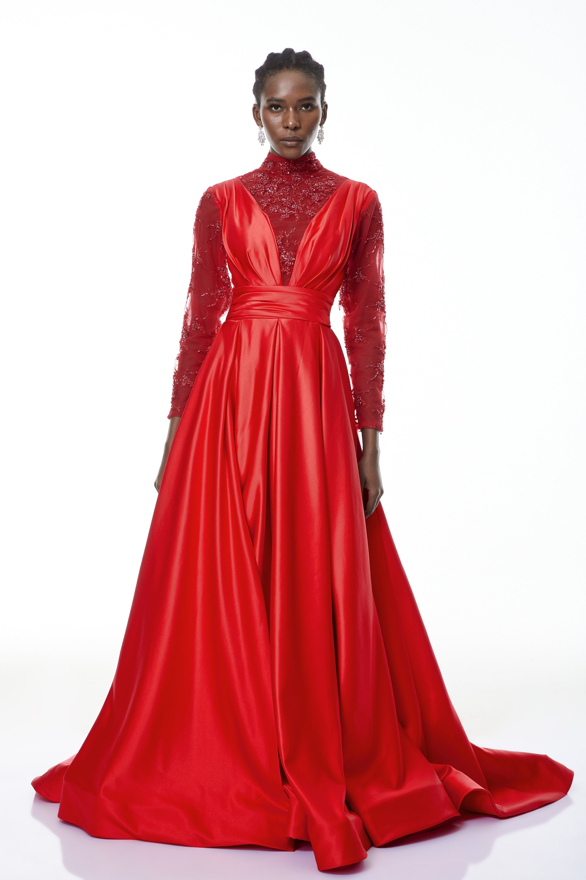 Robe longue en satin à ornements « Jelena » (Vente définitive)