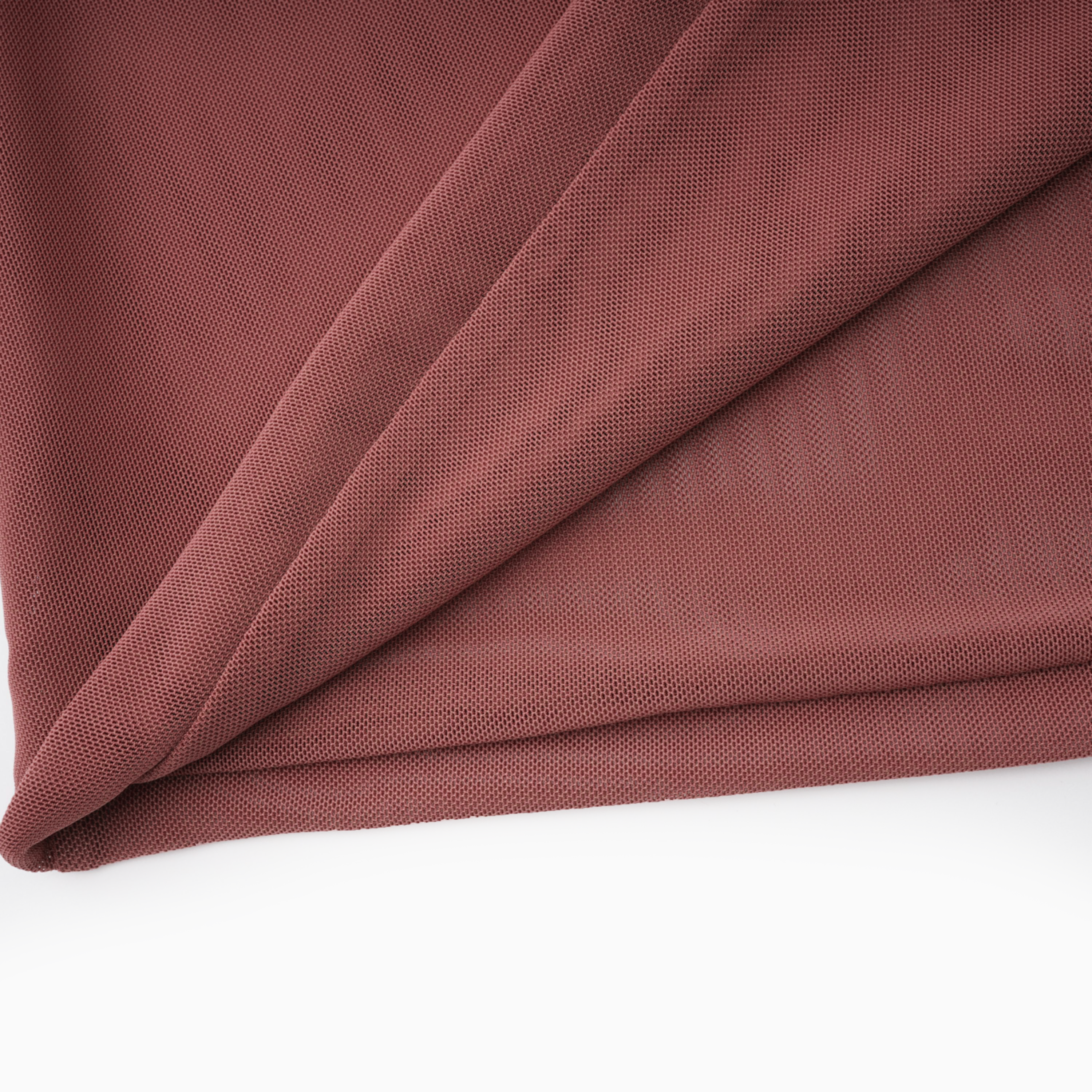 Robe drapée rose poudré, à une seule épaule, avec fronces au centre