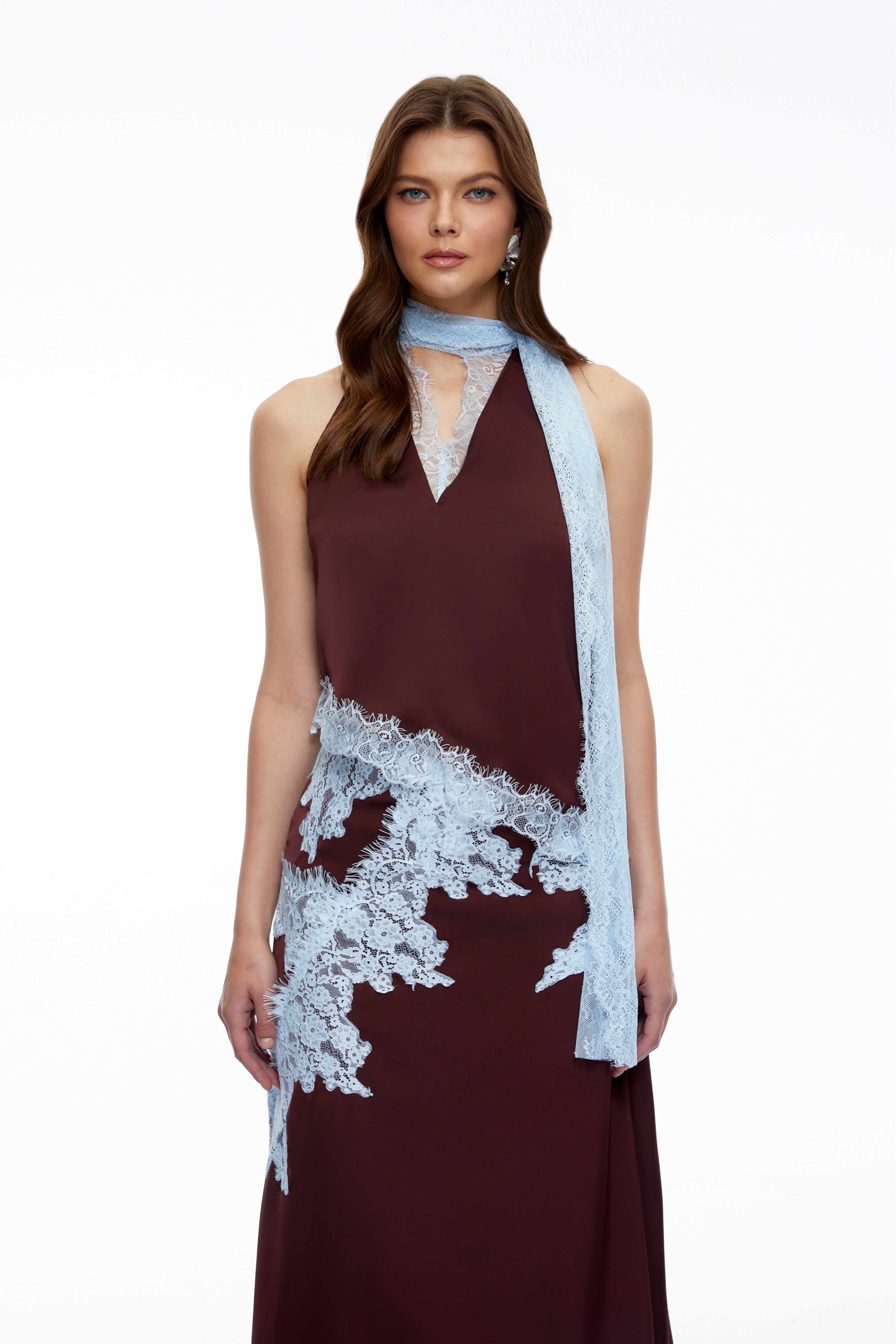 Ensemble haut et jupe en satin avec bordure en dentelle Maribel Brown