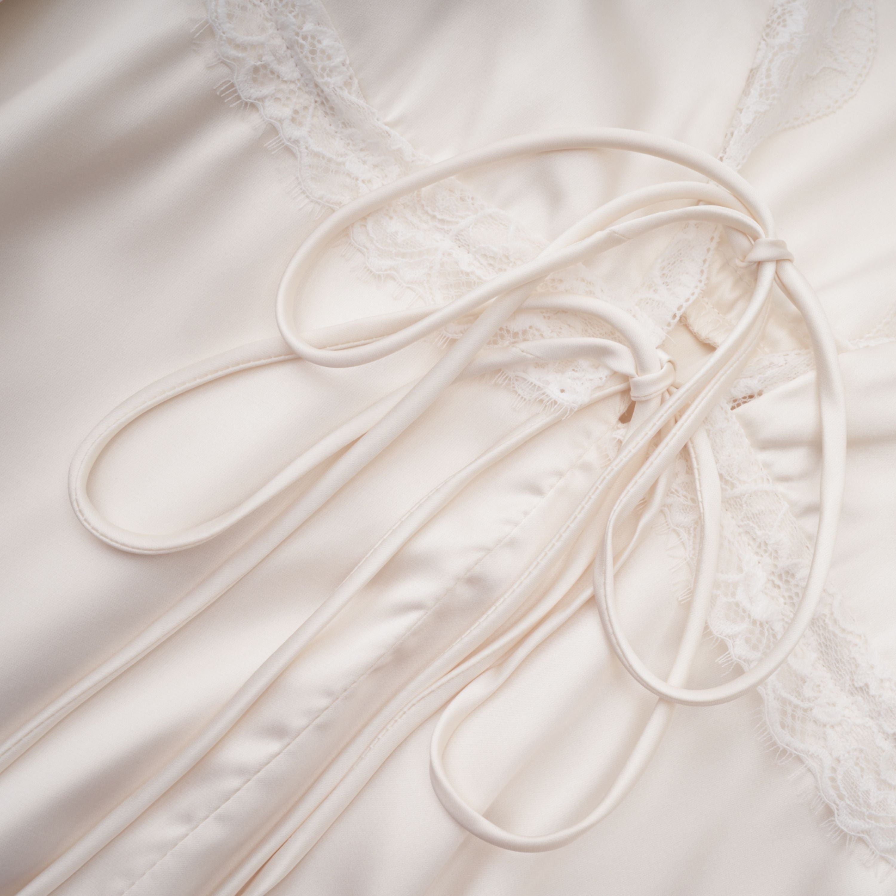 Ngawai Champagne Sweetheart Mini Dress with Lace Trim (Final Sale-US Only)