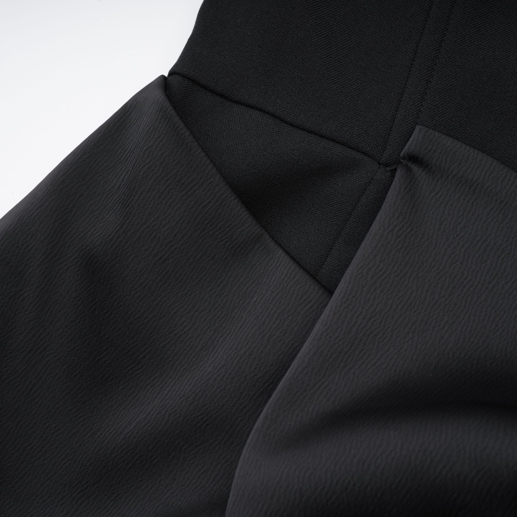 Lanetta Bowknot Asymmetrical Dress in Black