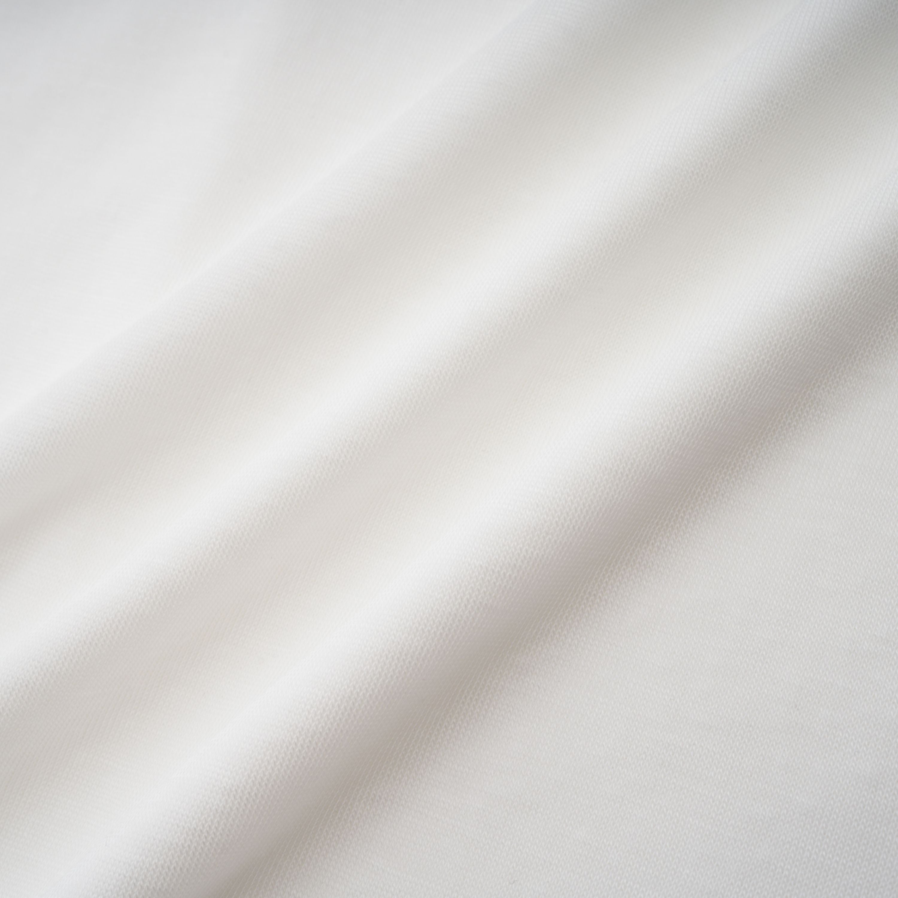 Robe longue froncée asymétrique Sigrun White (Vente définitive - États-Unis uniquement)