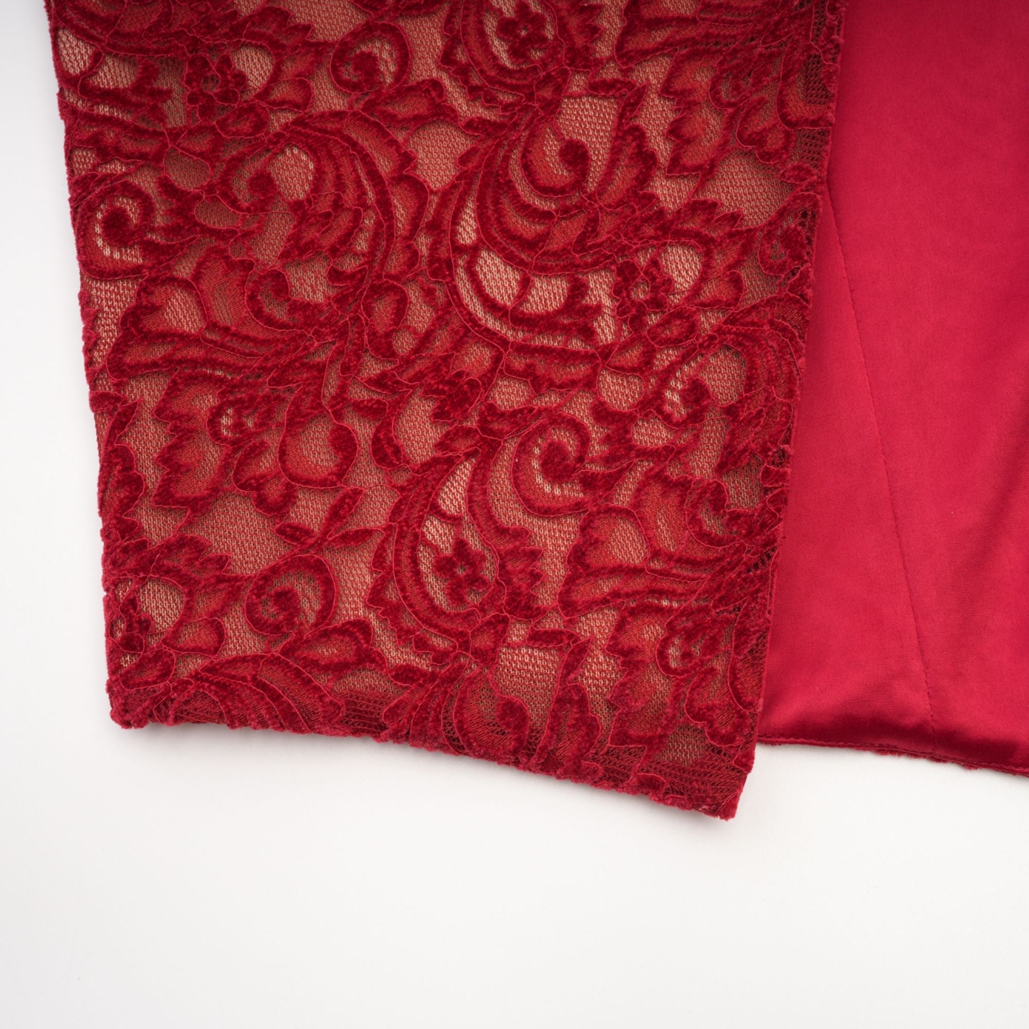 Robe Belle (avec gants) - Miss Rosier - Boutique en ligne pour femmes