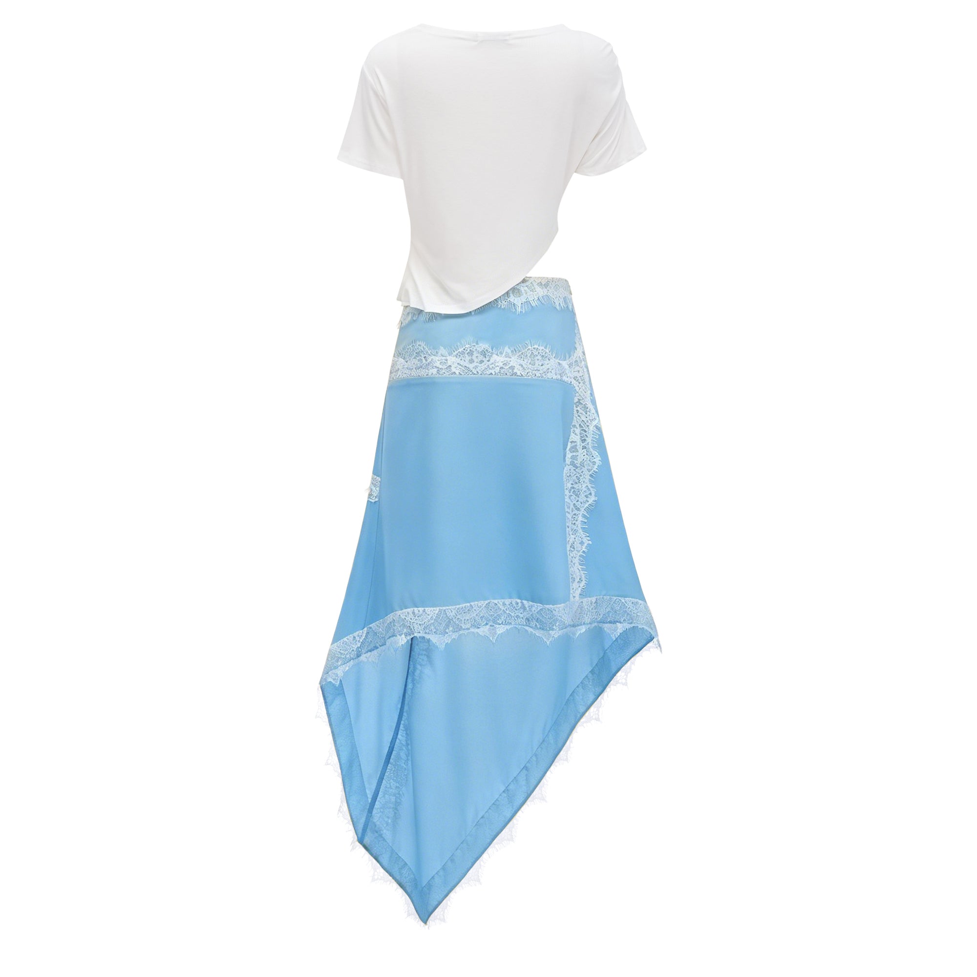 Jupe longue asymétrique en soie bleue avec bordure en dentelle blanche et haut court drapé blanc