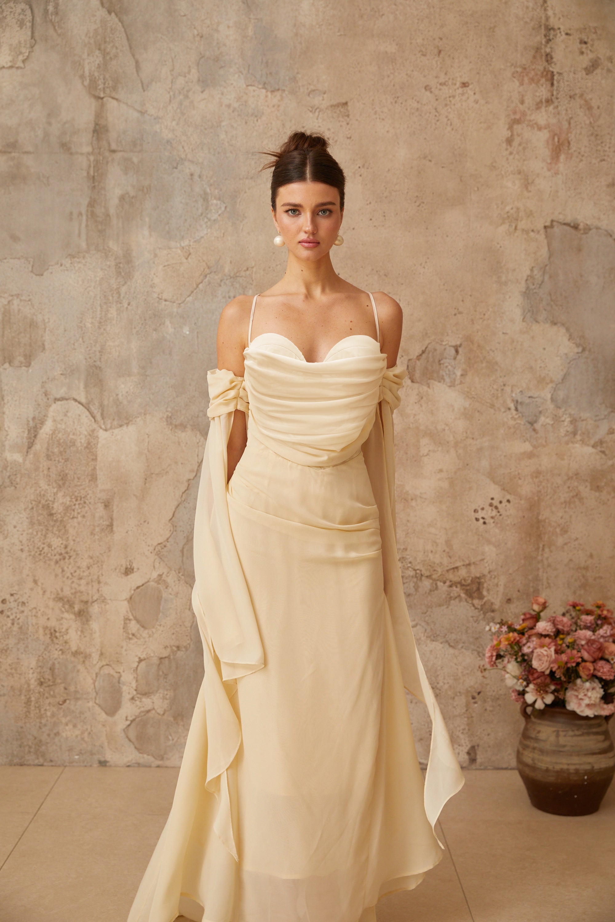 Robe longue en mousseline à volants Mélusine (Vente définitive - États-Unis uniquement)