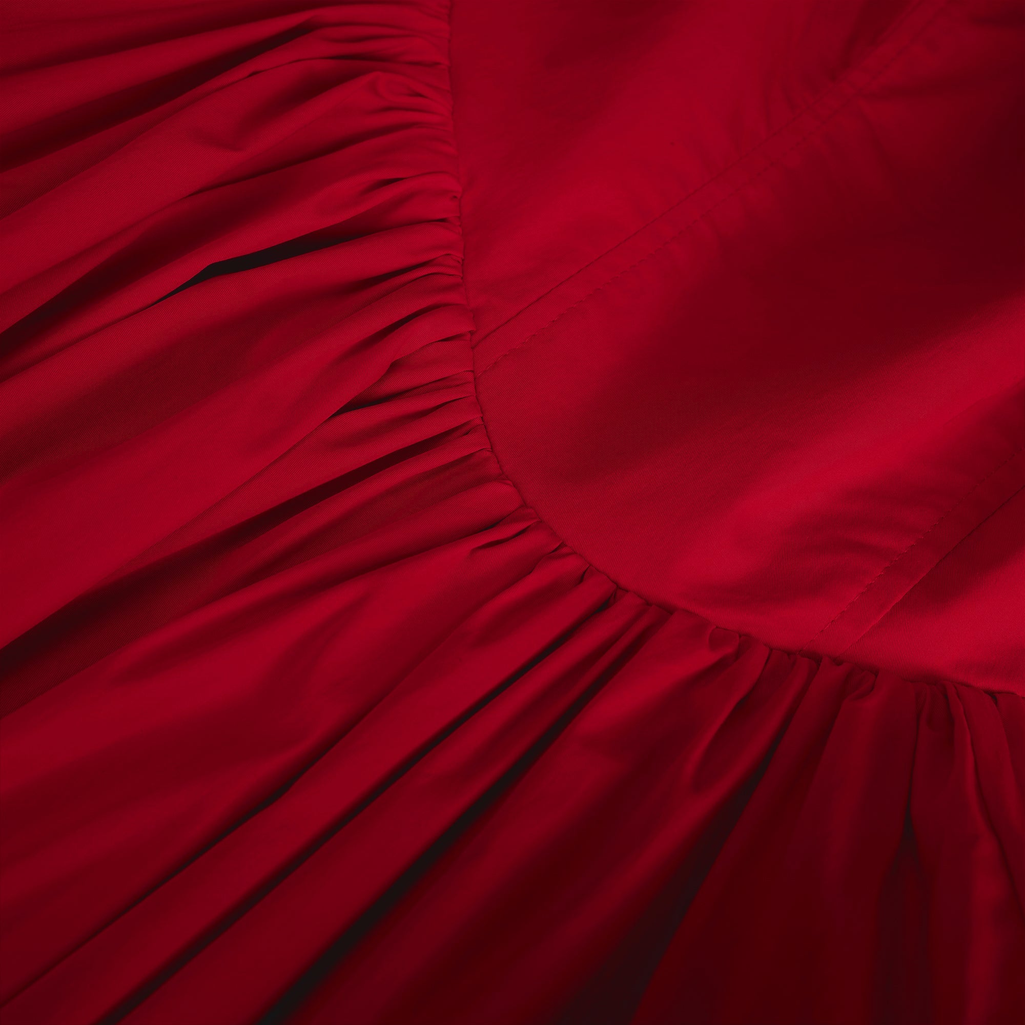 Robe midi Eponine rouge à volants et ourlet évasé