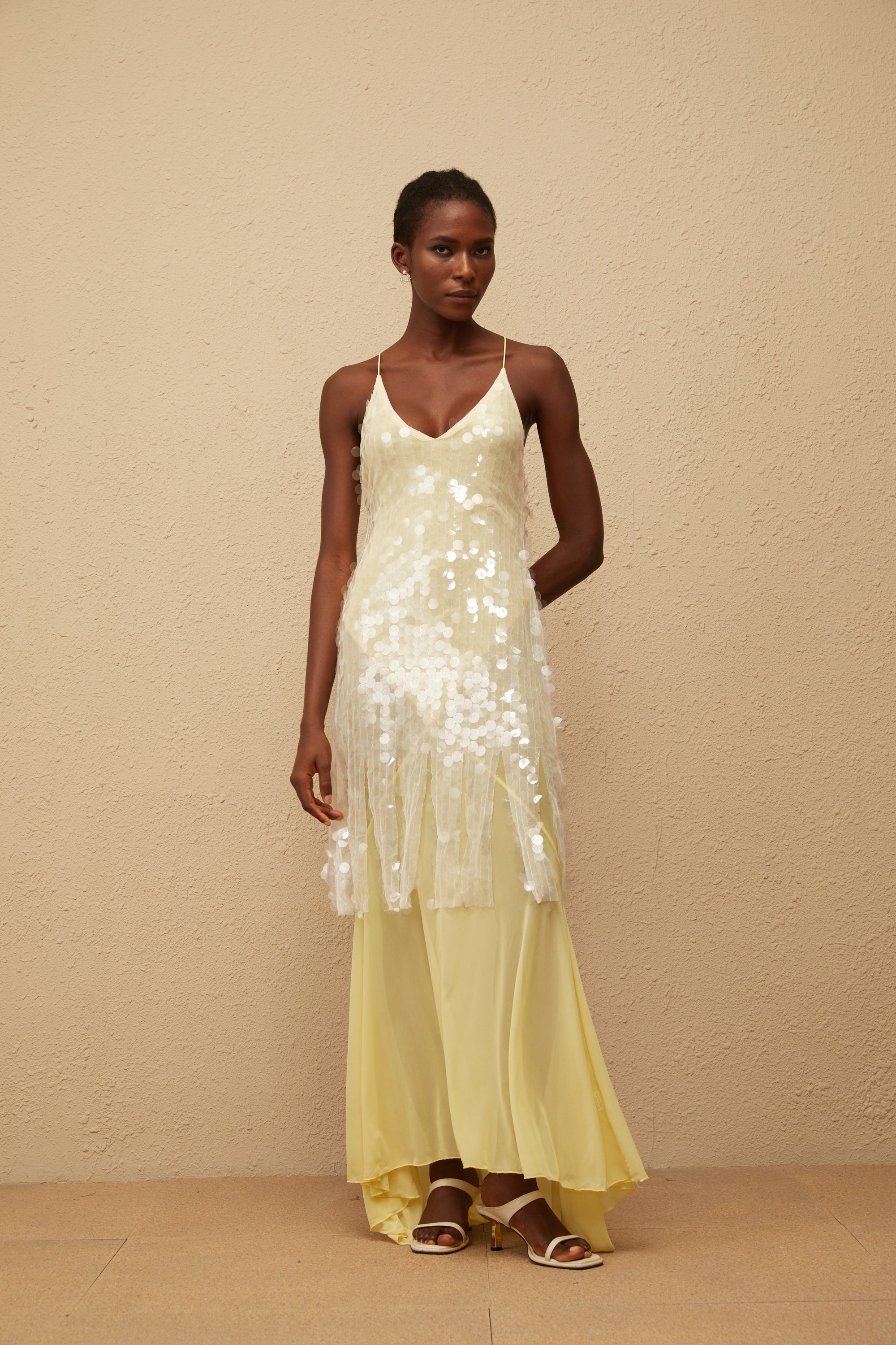 Robe longue en maille à paillettes jaunes Joyau