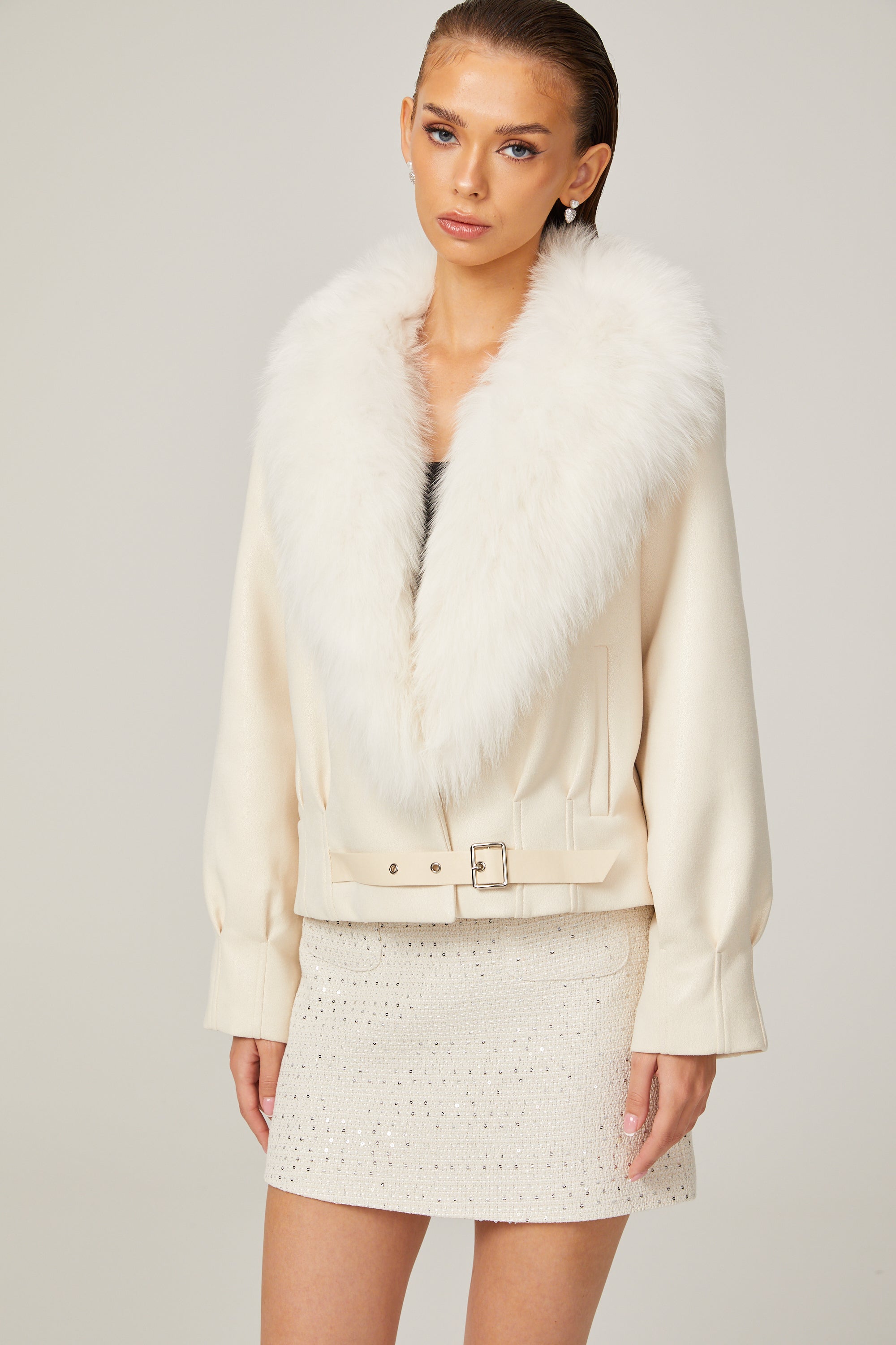 Veste en daim blanc et fourrure Évangéline (Vente définitive)