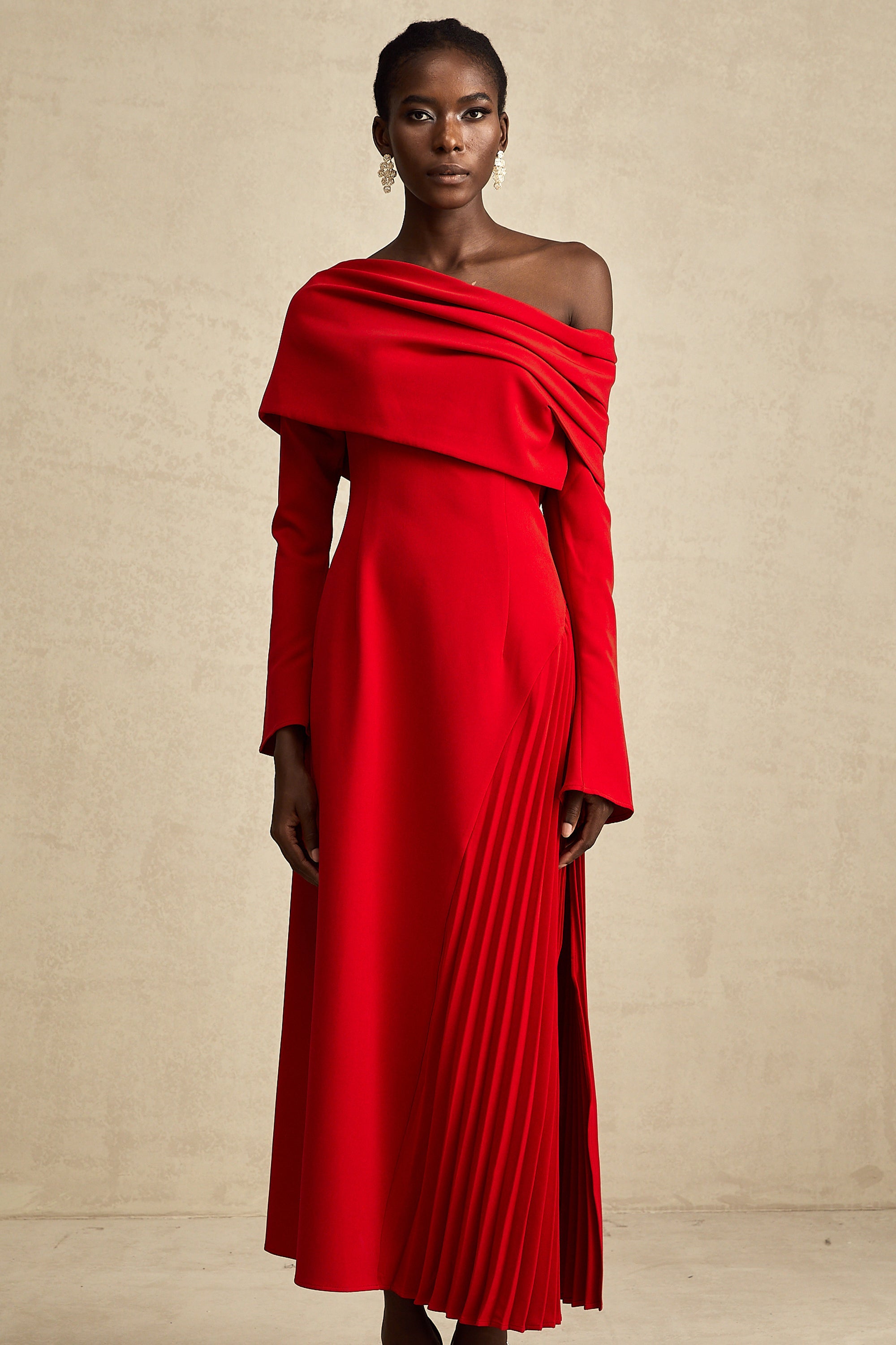 Robe longue plissée rouge « Valentine » avec fente haute (Vente définitive – États-Unis uniquement)