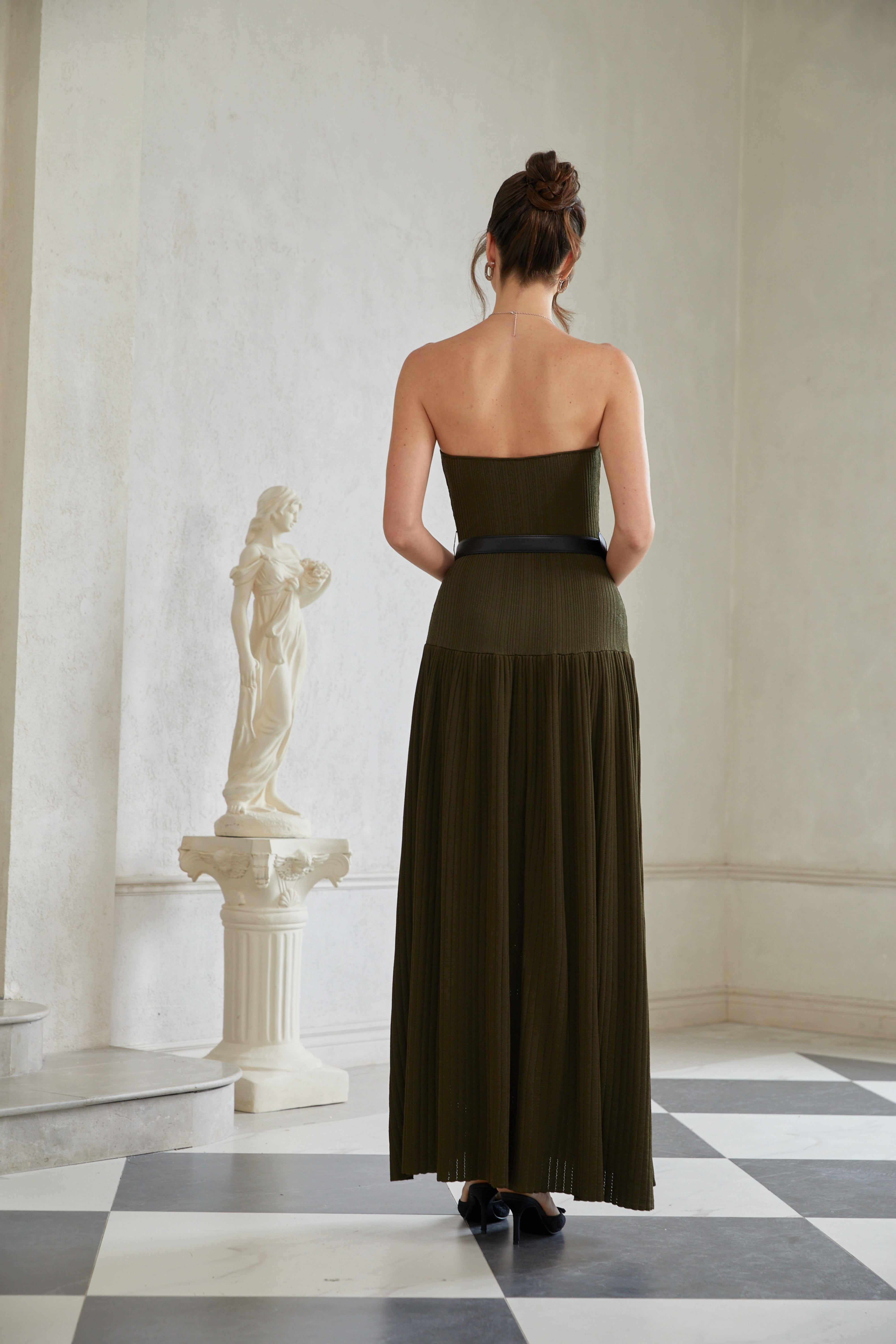 Lavinia Green Off Shoulder Ribbed Knit Maxi Dress