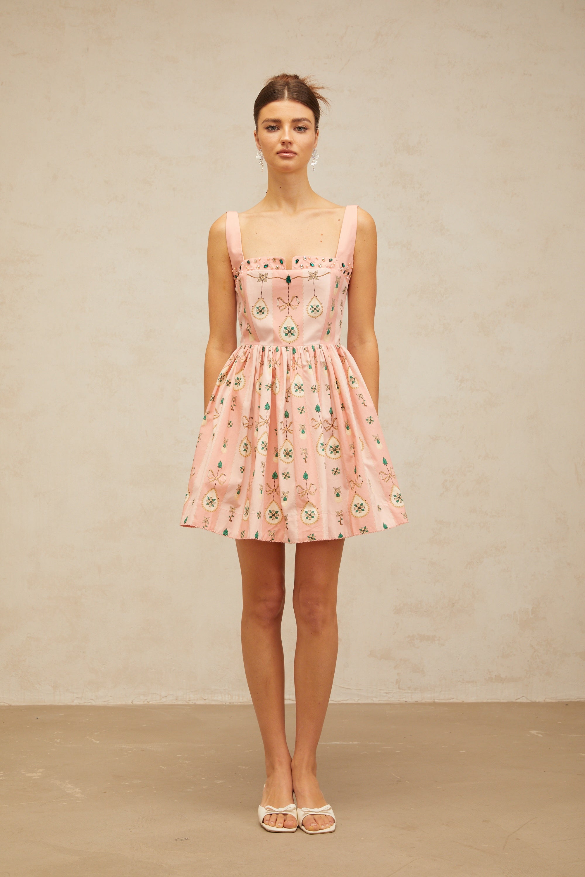 Mini-robe rose à motifs décorés Osanne