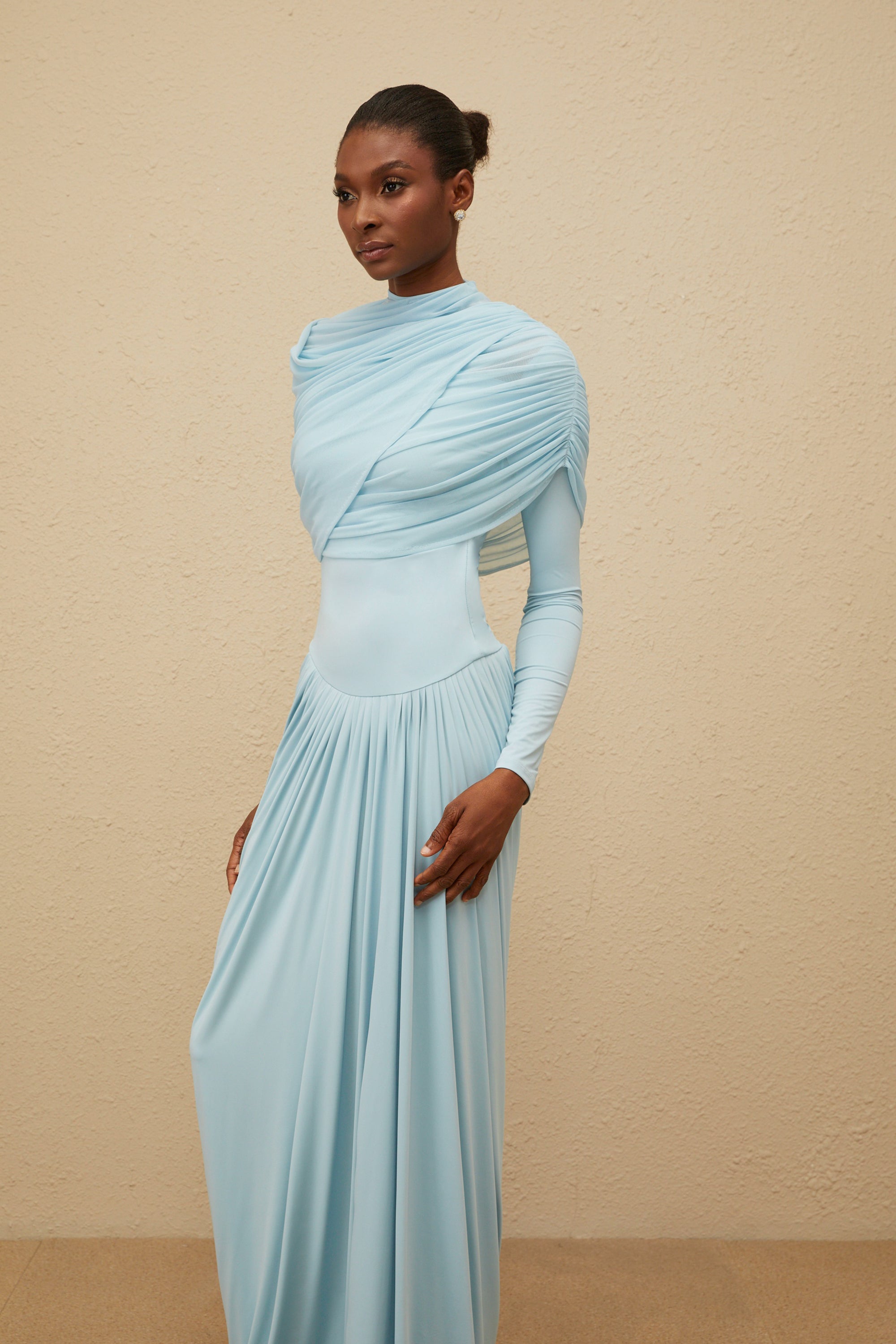 فستان طويل