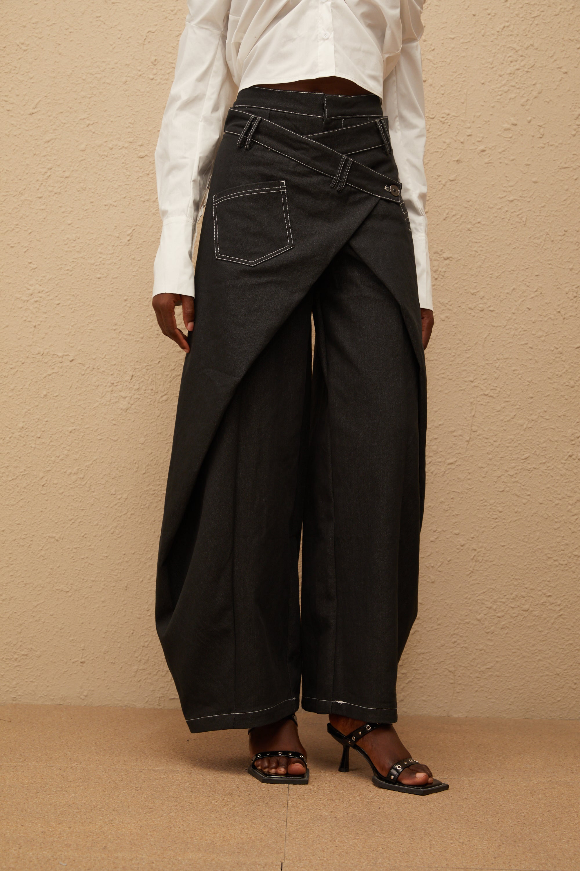 Emma Black Deconstructed Baggy Jeans (Final Sale)