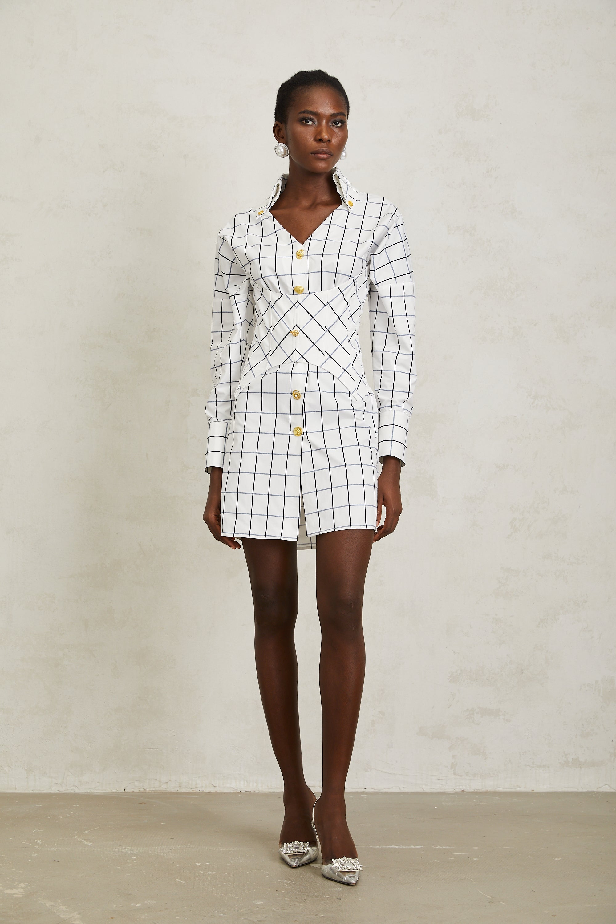 فستان قصير من Quintina White Check Pettern (بيع نهائي - الولايات المتحدة فقط)