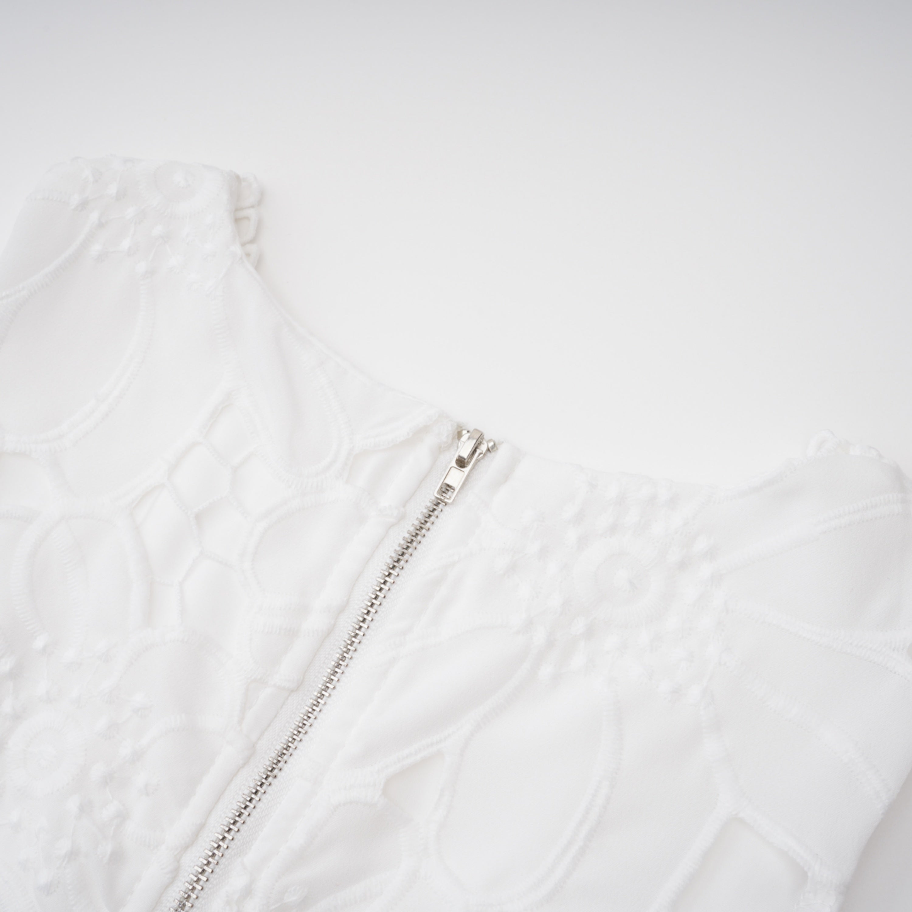 Bilun White Cut-Out Lace Top & Skirt Set