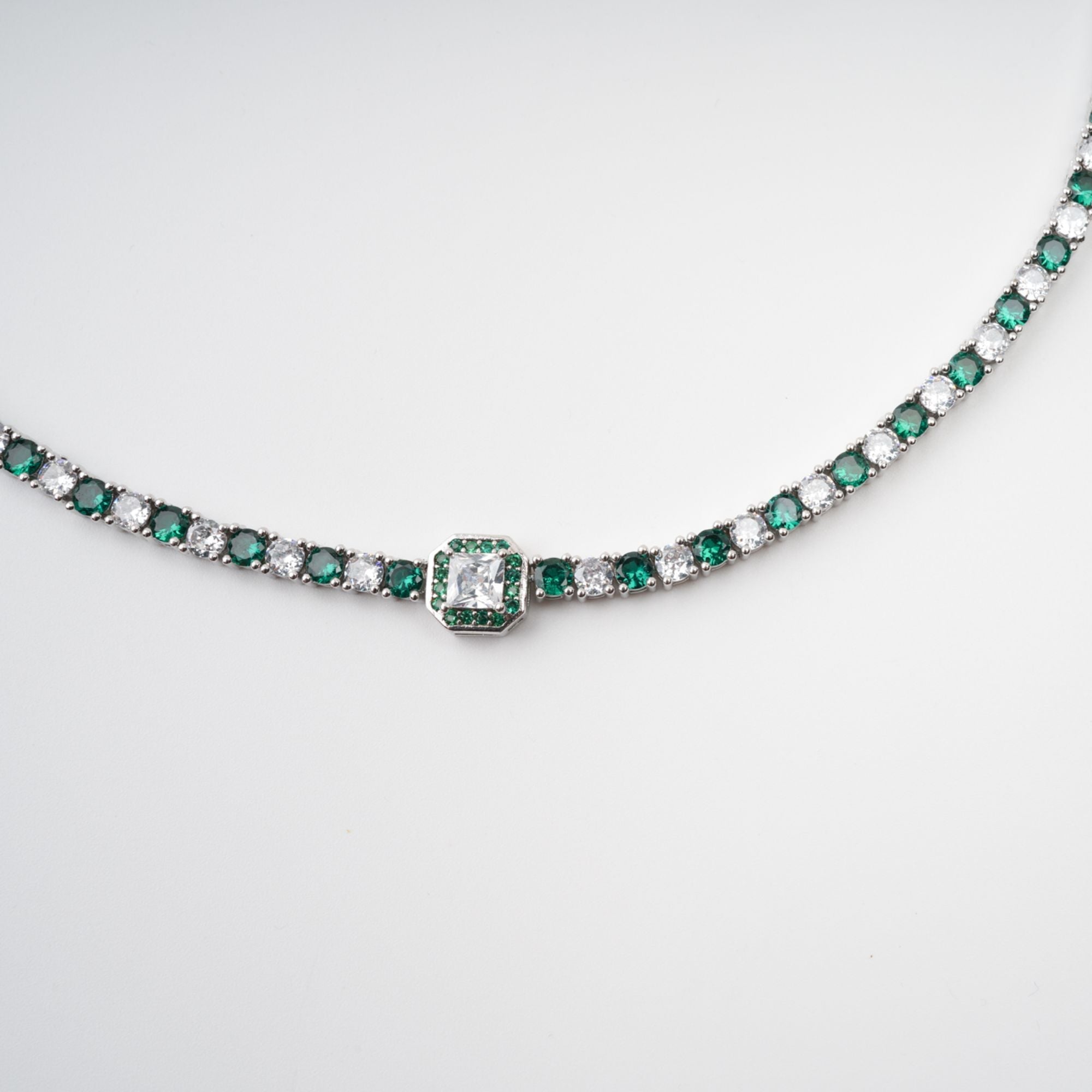 Héloïse Green Crystal Embellished Necklace (Final Sale)