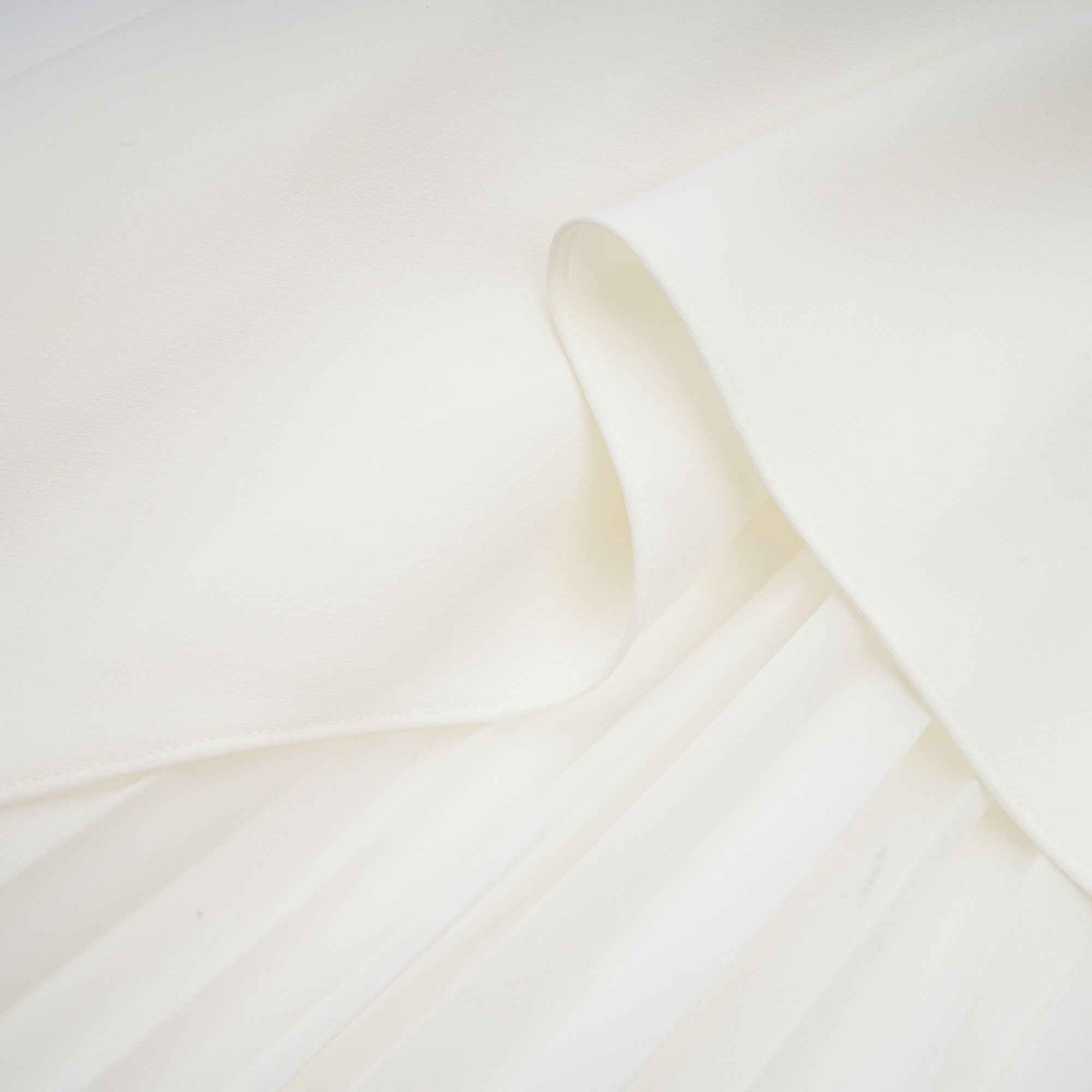 Vanessa white pleated off-shoulder maxi dress（Final Sale）